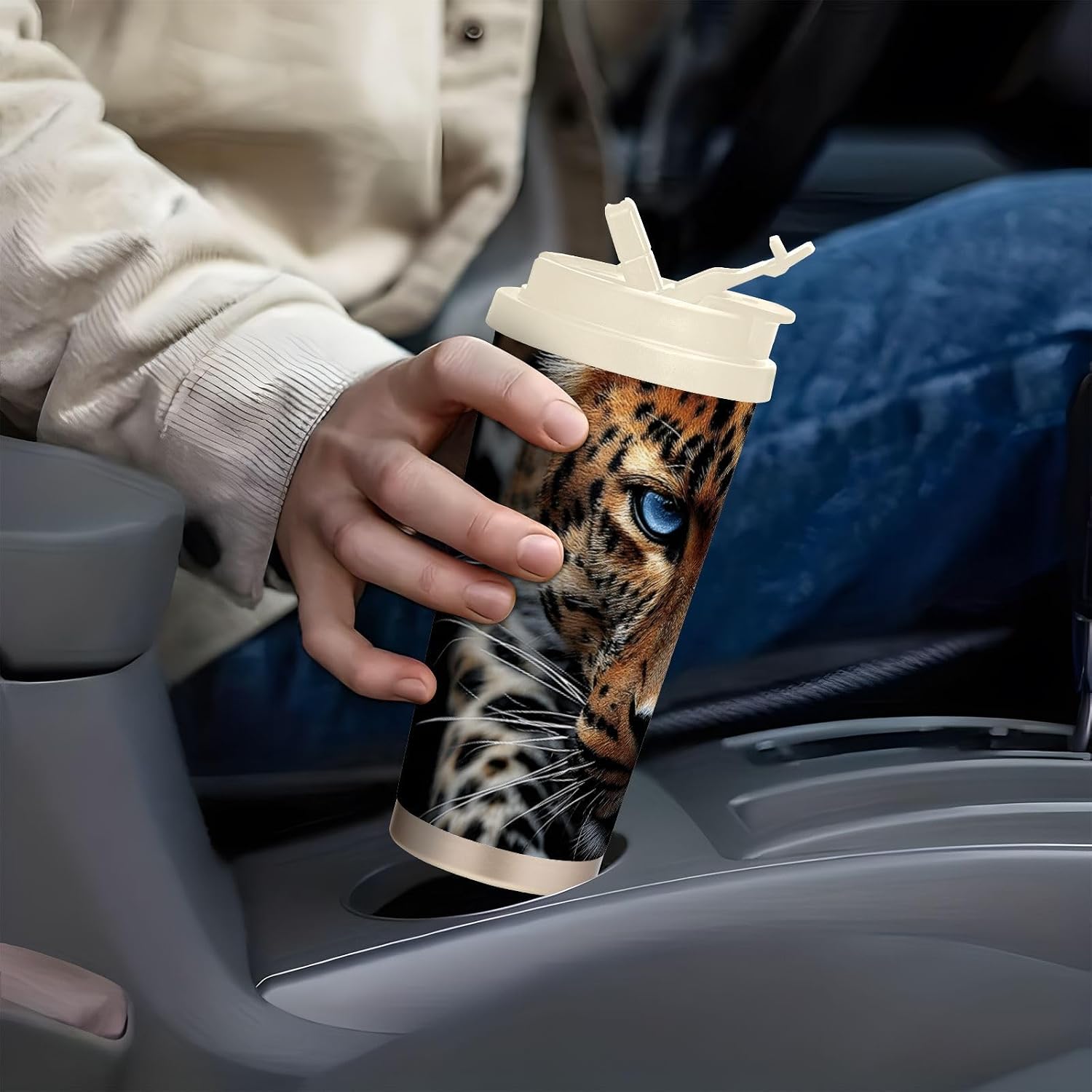 Cheetah Portrait Insulated Coffee Mug with Straw & Flip Lid, 16.9oz Iced Tumbler Cup, Double Wall Vacuum Mug for Travel Office