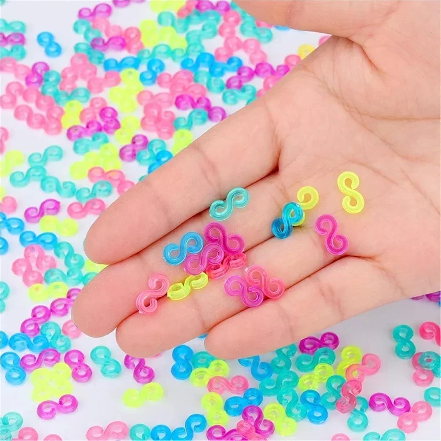 Rubber Band S Clips 4000pcs S Clip Rubber Band Lock Hook for Charm Loom Gummies Elastic Bracelet Fefillb DIY Jewelry Making Supplies Accessories(Multicolor-01)