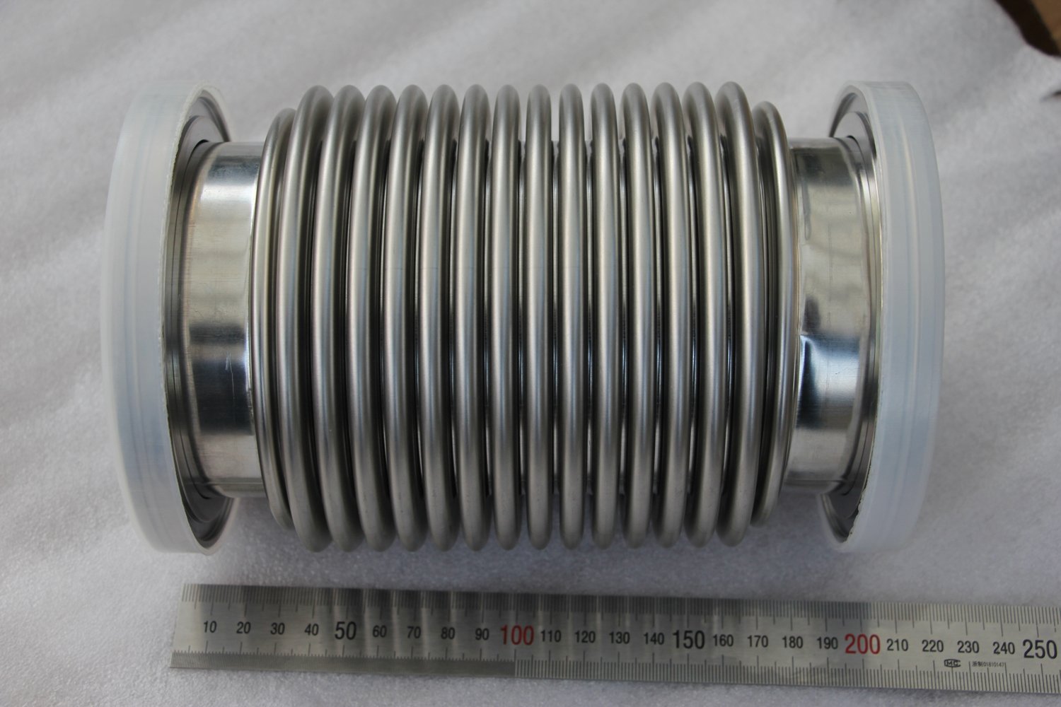 ISO 100 Flexible Bellows Hose 8" Long, 316L Stainless Steel Vacuum Hose for High-Temperature Applications