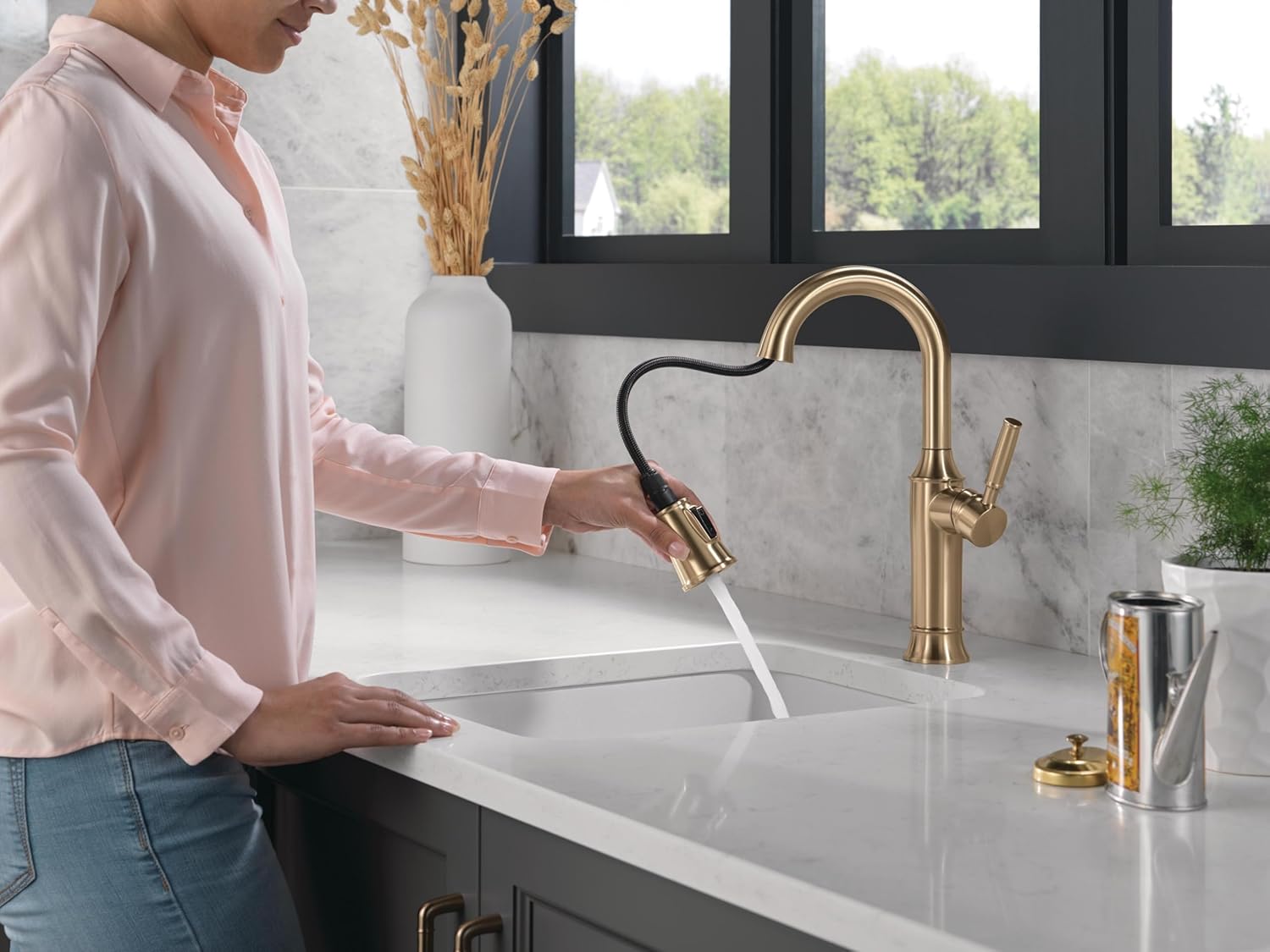 Delta Faucet Renaldi Bar Faucet Gold, Bar Sink Faucet Single Hole Gold, Wet Bar Faucets, Prep Sink Faucet, Faucet for Bar Sink, Lumicoat Champagne Bronze 9984-CZ-PR-DST