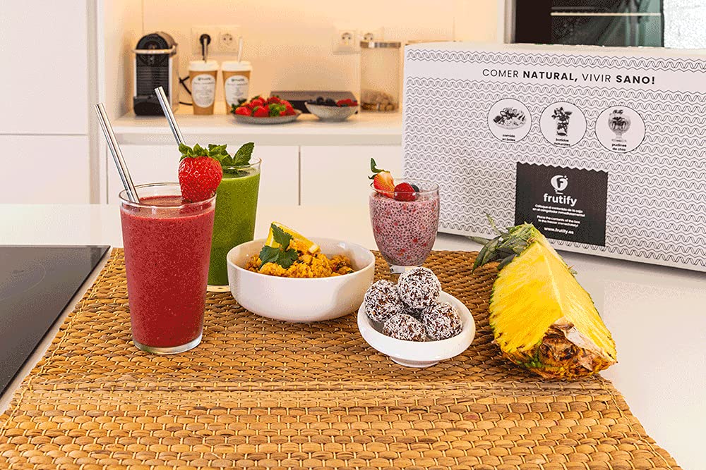 Pack de 9 unidades de comida preparada y congelada Frutify. Selección de smoothies, powerballs, puding de chía y bowls veganos elaborados con frutas y verduras 100% naturales