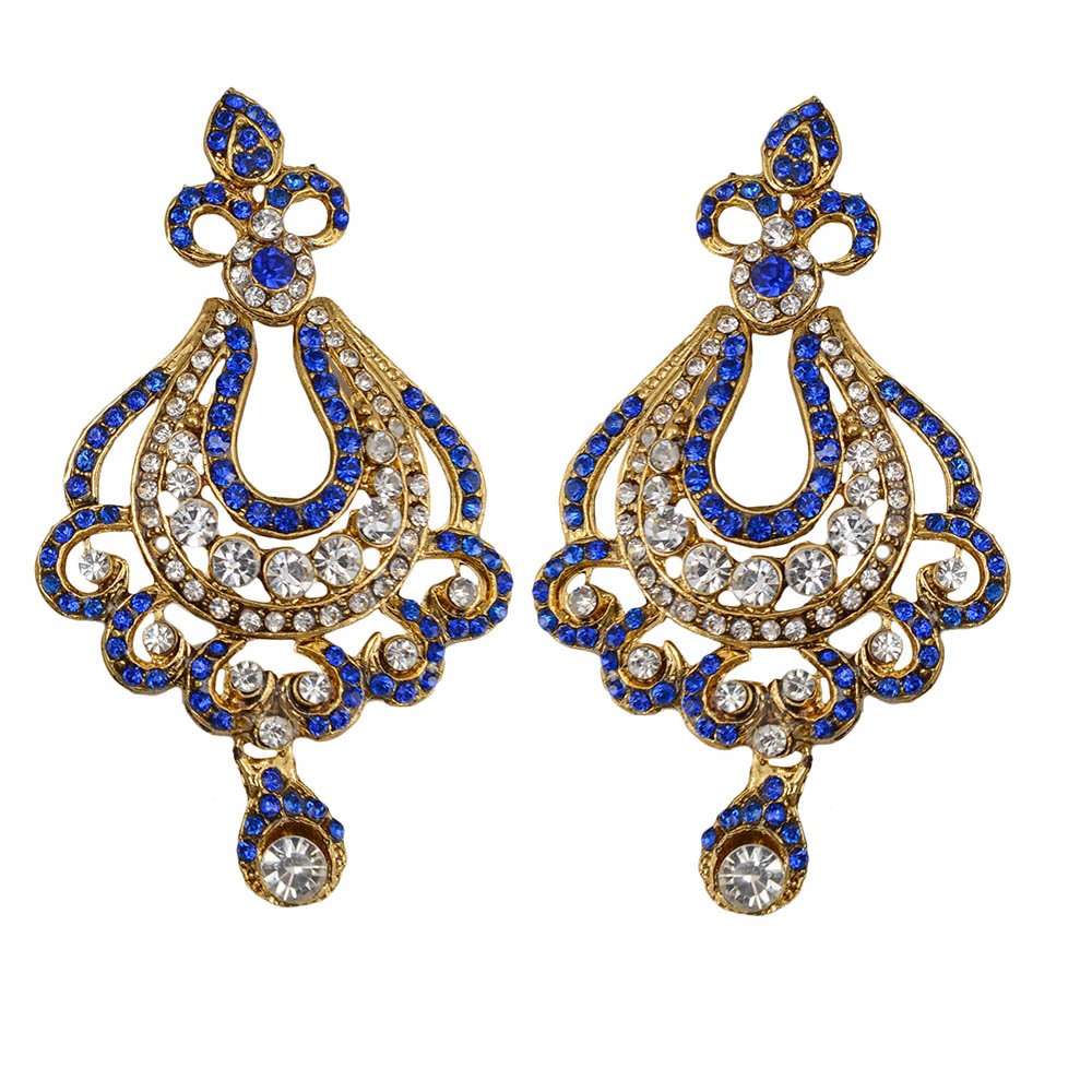 Earring Maang tika set with Kundan and Pearls