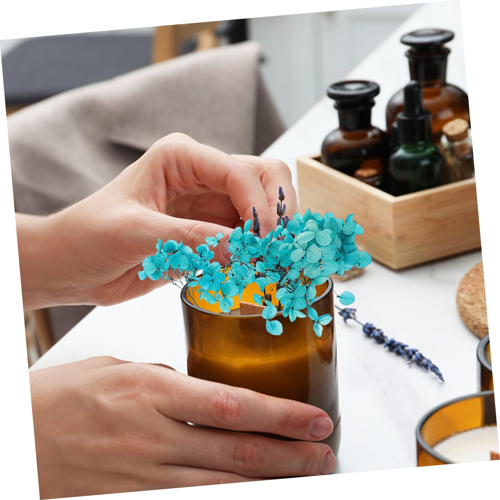 Abaodam Lot De 4 Fleurs Séchées Naturelles pour Projets Artisanaux Accessoires De Décoration Séchée Faits À La Main