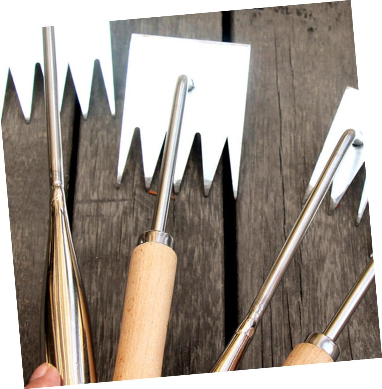 4pcs Ergonomic Hand Weeder Tool for Garden Multi-Function Removal Device for Lawn Comfortable Grip for Easy Root Elimination and Reduced Hand Fatigue