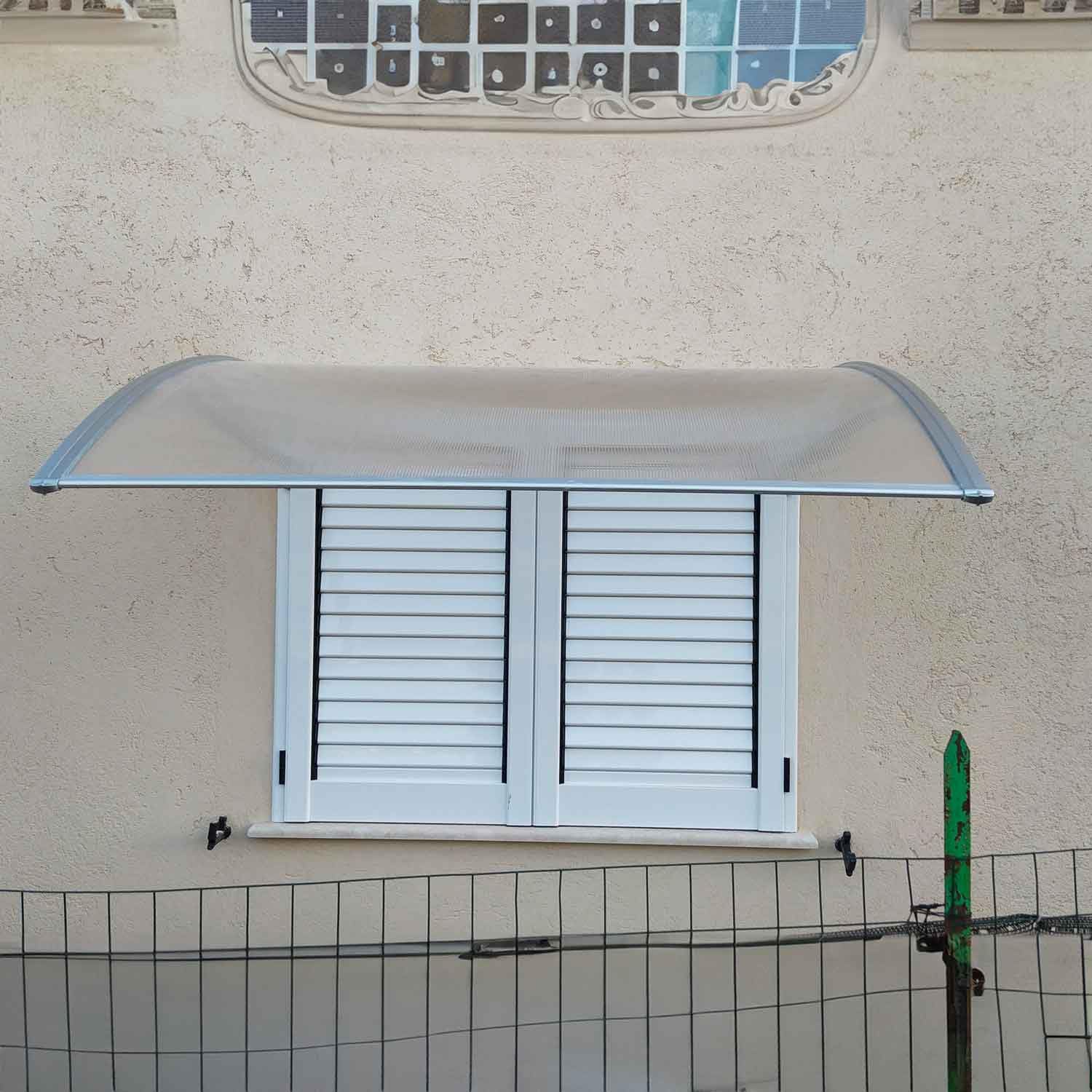 Arcadia - Pensilina da esterno per porte e finestre in PP e policarbonato 120x80 cm (Bianca vetro trasparente)