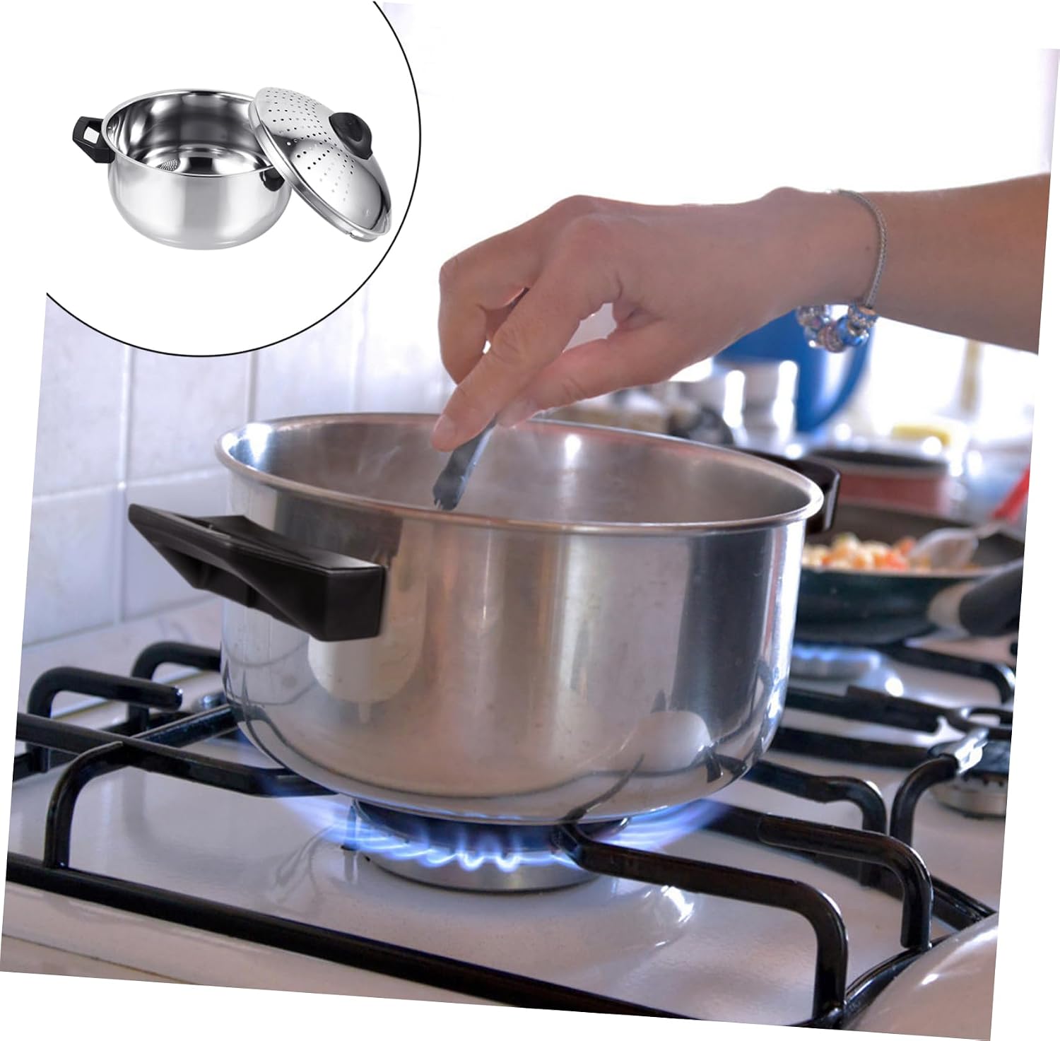 Stainless Steel Noodles Cooking Pot Lid Easy Drain Strainer Non-Stick Soup Pot for Gas Stove and Induction Cooking
