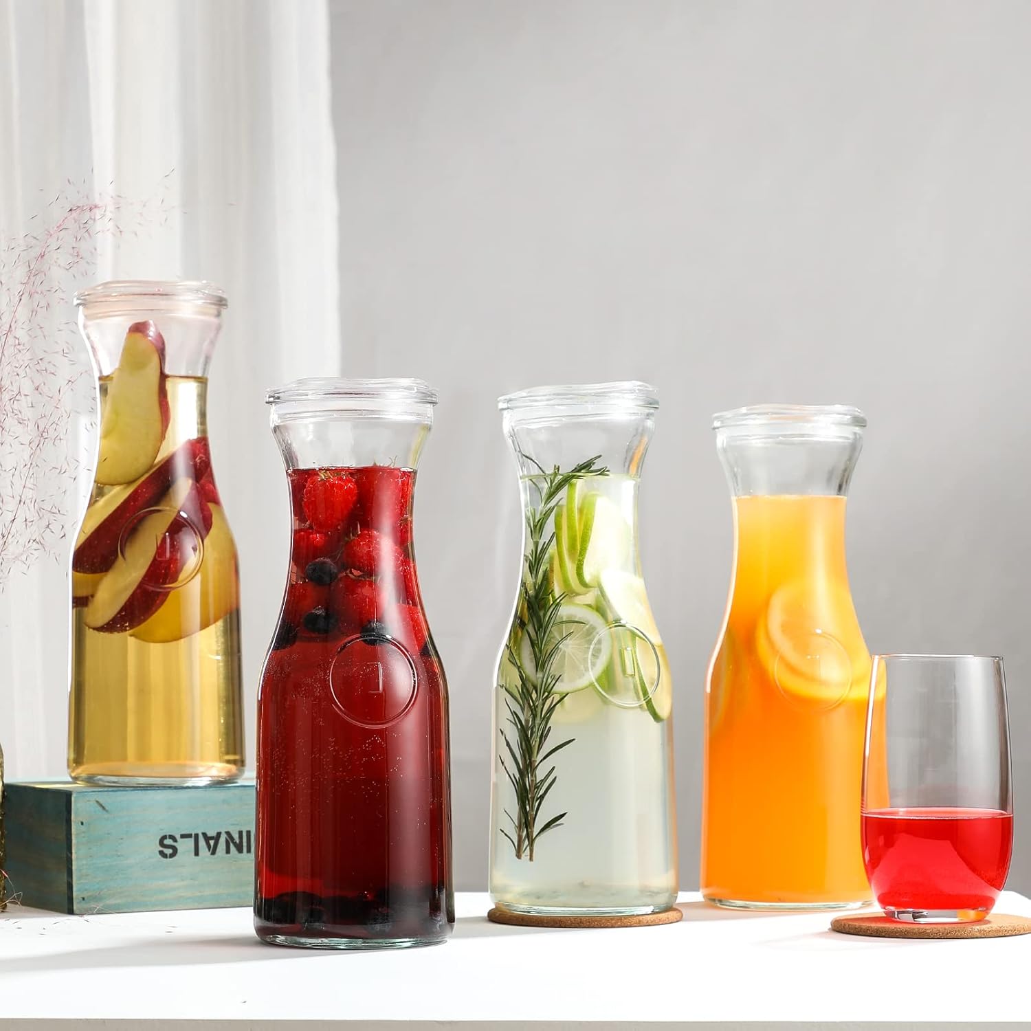 4 Pack Glass Carafes with Acrylic Lids, 35 Oz Water Pitcher Juice Container for Brunch, Mimosa Bar, Beverage, Wine, Iced Tea, Lemonade - 4 Wooden Chalkboard Tags : Home & Kitchen