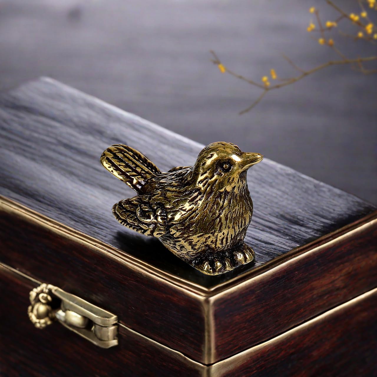 Milisten Retro Sparrow Figurine Small Brass Bird Statue Mini Desktop Ornament for Home Office Living Room Shelf Decoration - Image 3