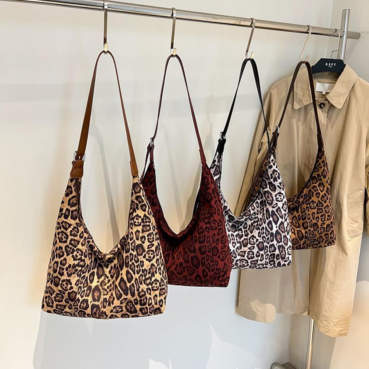 Women's leopard print handbag, tote multifunctional commuting shoulder bag, versatile and fashionable casual bag