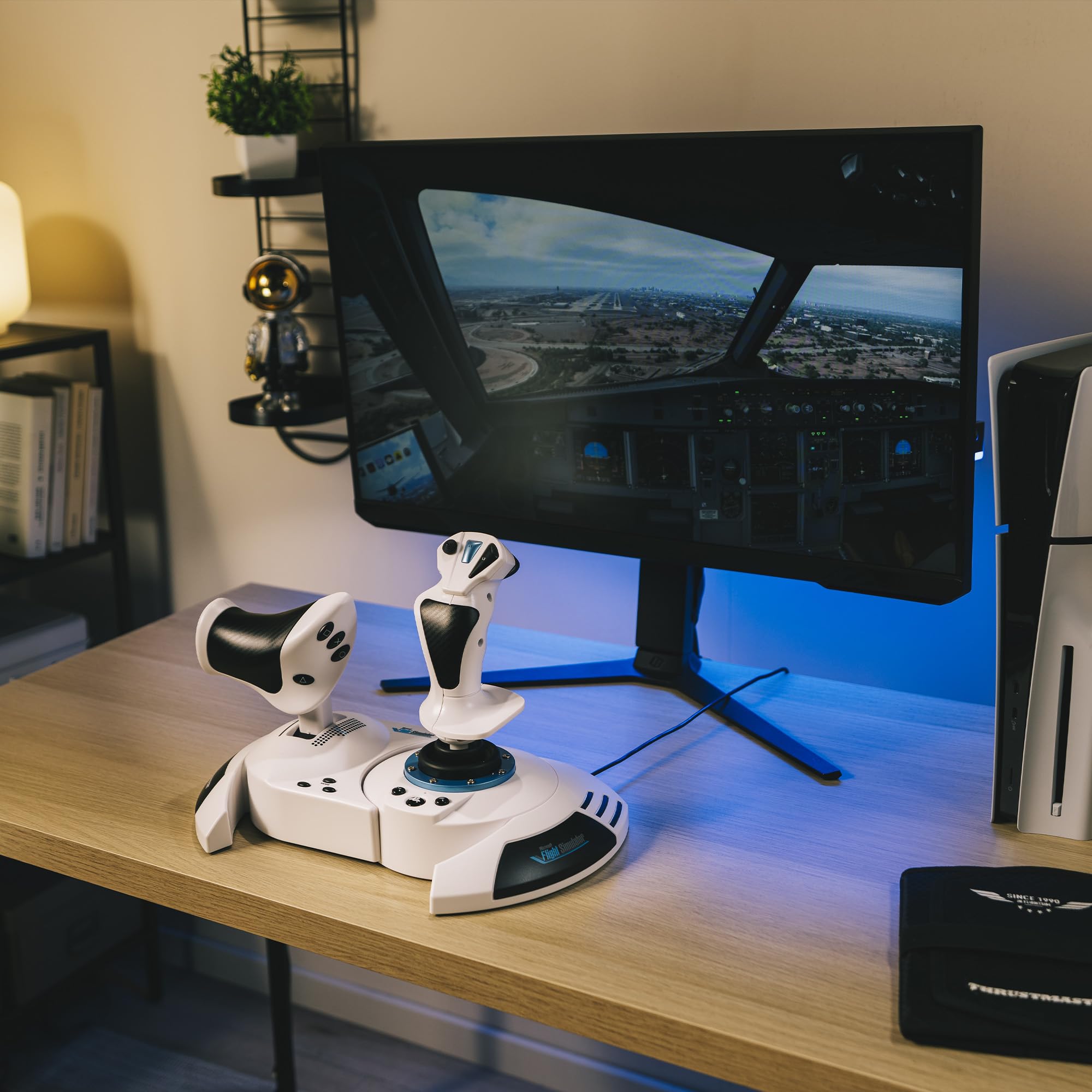 Thrustmaster T.Flight Hotas 5 Microsoft Flight Simulator Edition - Joystick de Vuelo, Mando de Potencia y Controlador de Simulación con Licencia Oficial de Microsoft Flight Simulator para PS5, PS4, PC