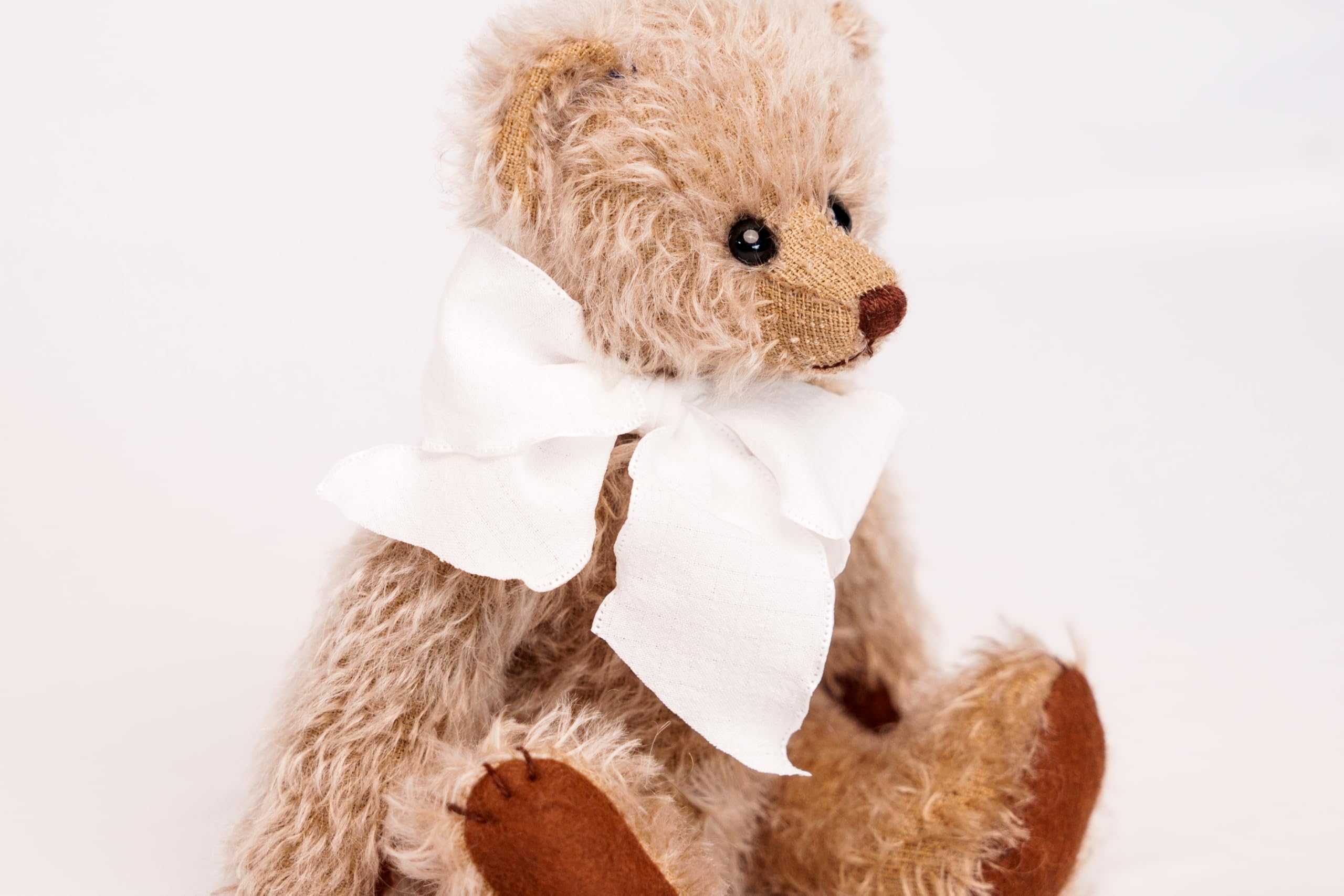 CLEMENS Mohair Sammler - Teddy Bär Theo Ferdinand 23 cm | Feinstes Mohair | Elegant & Nostalgisch | Designed in Germany | 5-Fach Gegliedert | Inklusive Sammlerpass