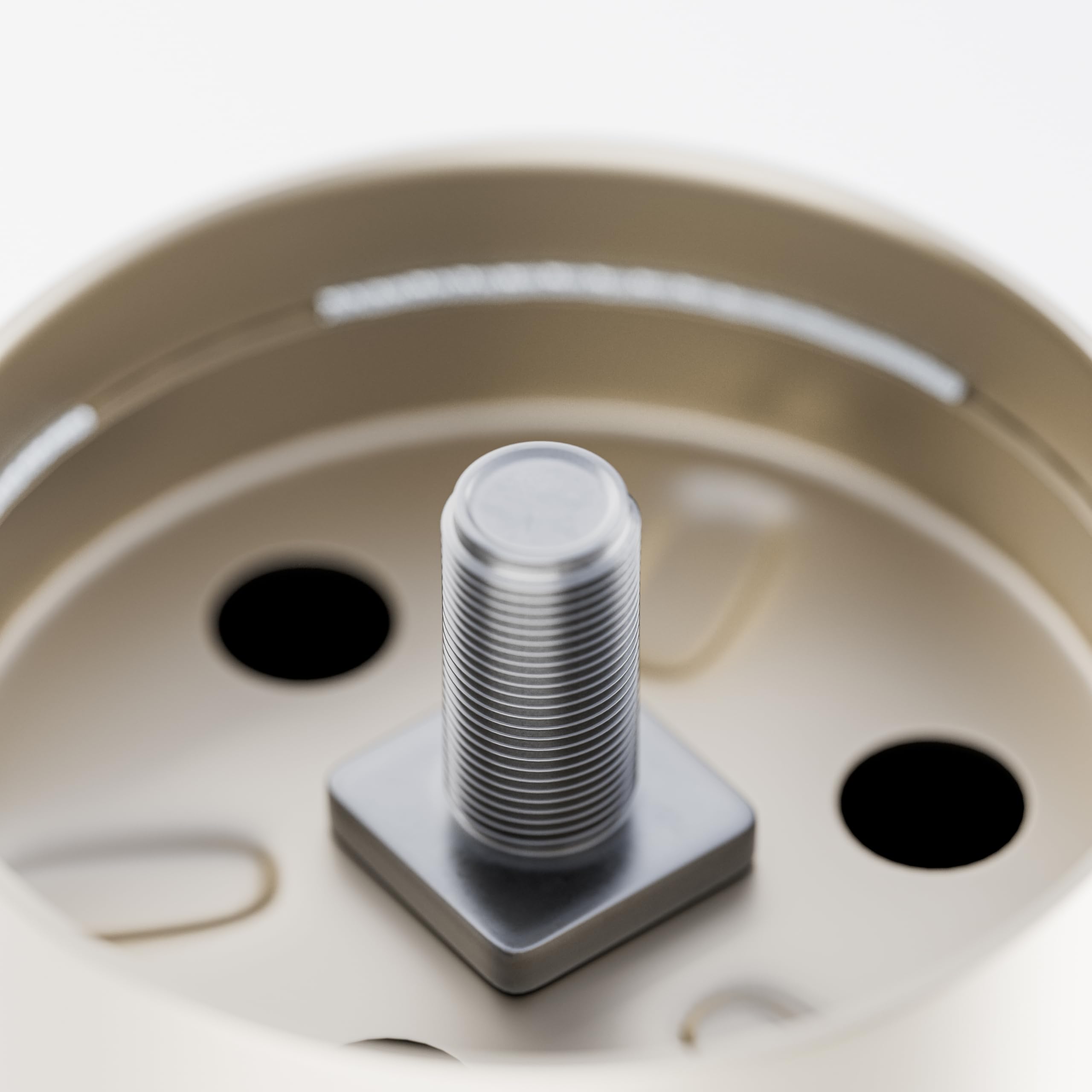 ATM® Gambe da tavolo in metallo regolabili in altezza 710 mm + 30 mm - Diametro: 60 mm - Nero