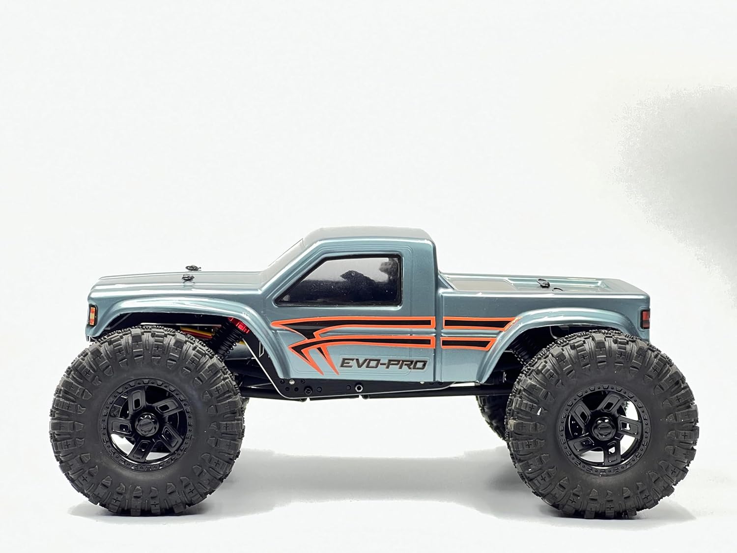 Side view of the HobbyPlus CR-18P EVO PRO RC Rock Crawler
