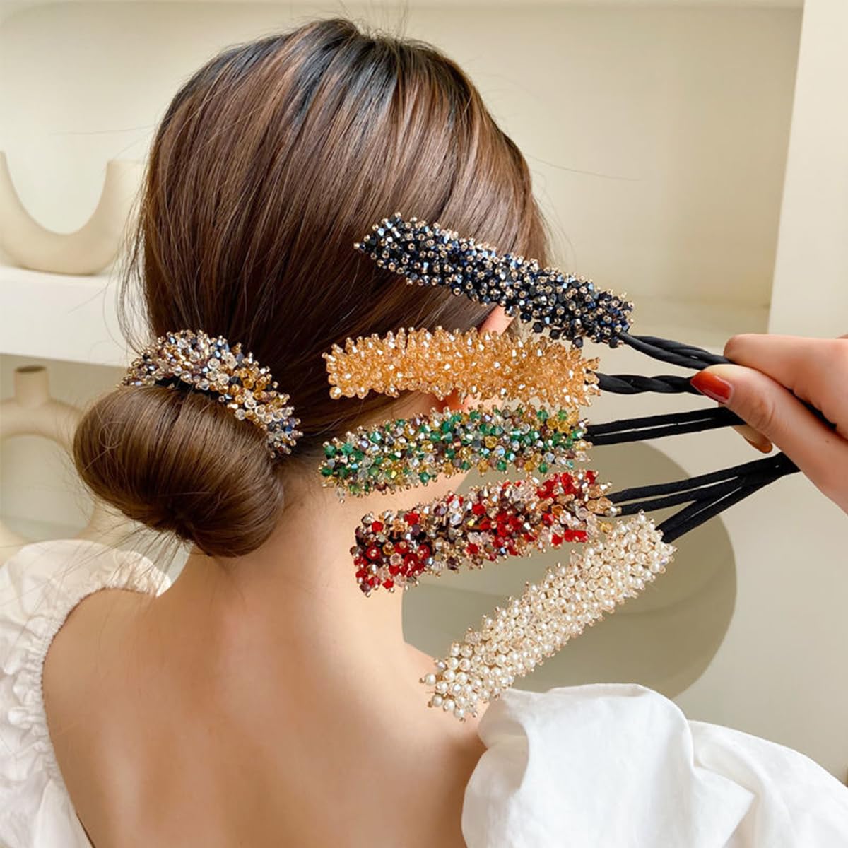 4Pcs Rhinestone Hair Bun Maker Elegant Bun Maker for Hair Lazy Hair Curler Deft Bun Maker for Women Girls(Random Color)