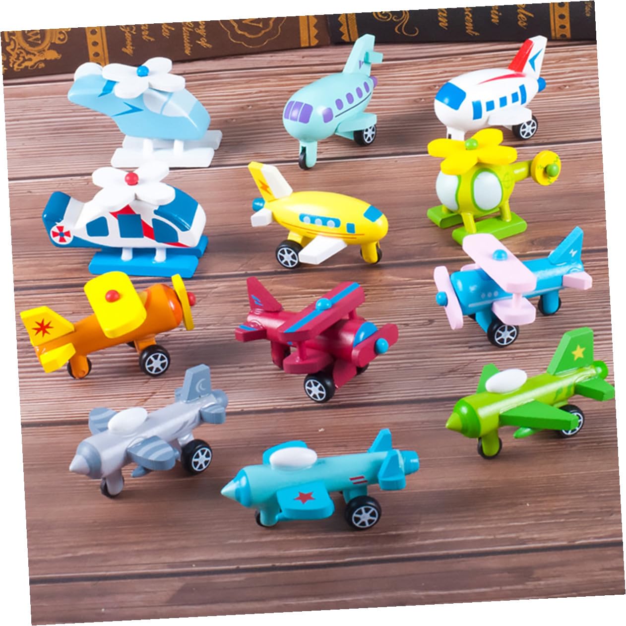 12 Pezzi Mini Aereo Giocattolo in Legno, Educativo Colorato Resistente Agli Urti, Set Didattico per Prima Infanzia e Regalo di Compleanno