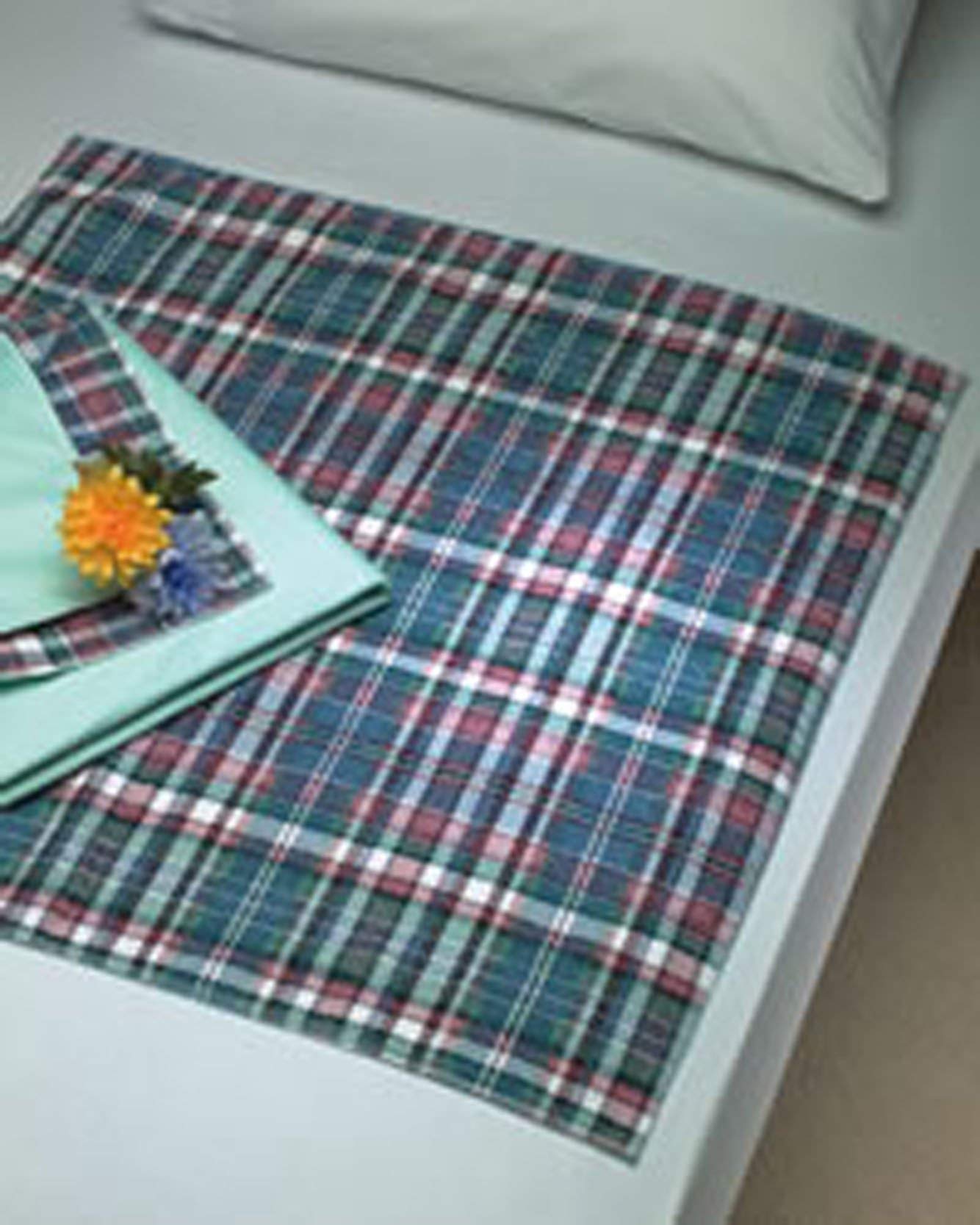 Beck's Classic Underpad 36 X 48 Inch Reusable Polyester/Rayon Heavy Absorbency, 7148P - Each
