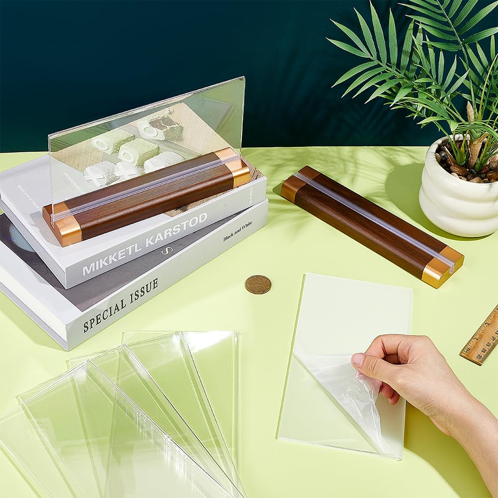 BENECREAT 5 juegos de soportes para placa de escritorio con base de madera de nogal, soporte acrílico transparente para tarjetas de lugar, restaurante, oficina, 21 x 11 cm