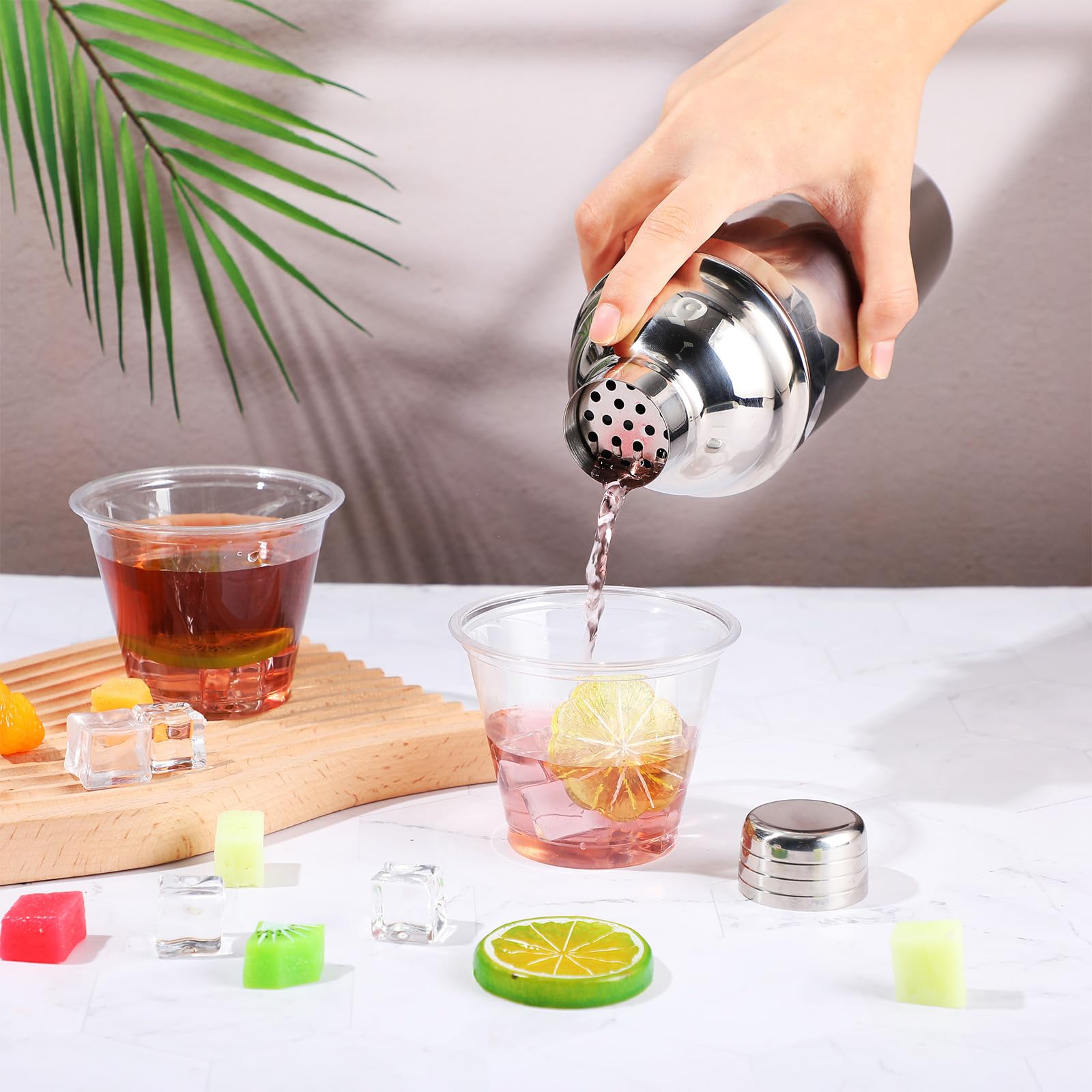 Nitial 6 cocteleras profesionales de acero inoxidable con colador integrado para camareros, coctelera Boston para bar, fiesta, herramienta de mezcla de bebidas (708.7 g, plateado)