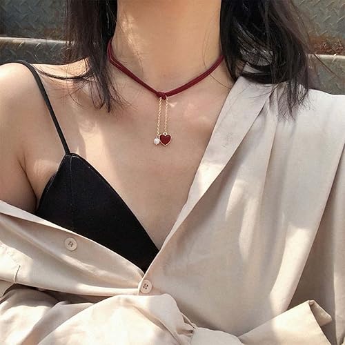 Miniatura 7 de YienDoo Gargantilla gótica de terciopelo con corazón rojo, gargantilla con colgante de corazón de amor rojo, collar con colgante de perlas punk