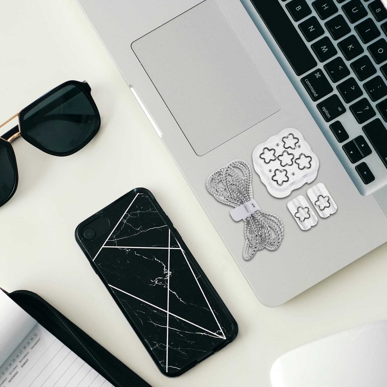 Mikinona Charger Cable Protector z Miękkiej Siateczki z Kwiatowym Wzorem Przezroczysta Osłona Kabel Do Ładowania Usb-c Ochronna Nakładka Przewód Zapobiegająca Plątaniu i Uszkodzeniom