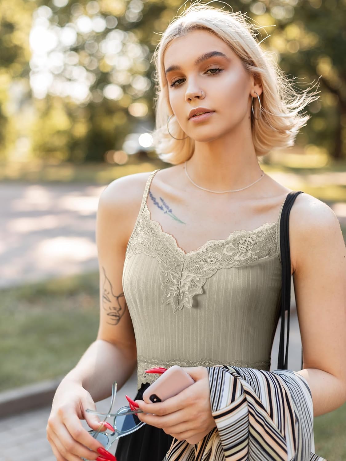 Bencailor Lace Y2k Tank Tops Fairy Grunge Clothes Crop Tops Lace Patchwork Cami Ribbed Knitted Tank for Women - Image 2