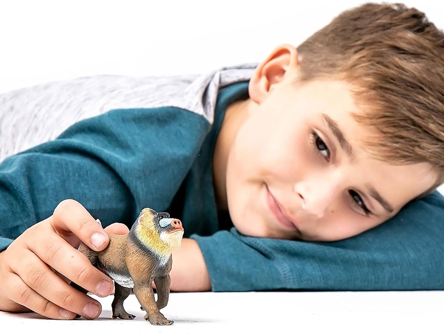 Safari Ltd. Mandrill - Realistic 3.75" Baboon Figure - Educational Toy for Boys, Girls, and Kids Ages 3+