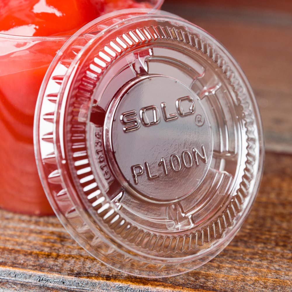 Amazon.com: 1 OZ Dart Clear Plastic Disposable Portion Cups, Jello Shot,  Condiment, Sauce, Sample, Medicine, BPA Free, Made in USA (100 Cups with  100 Lids): Industrial & Scientific