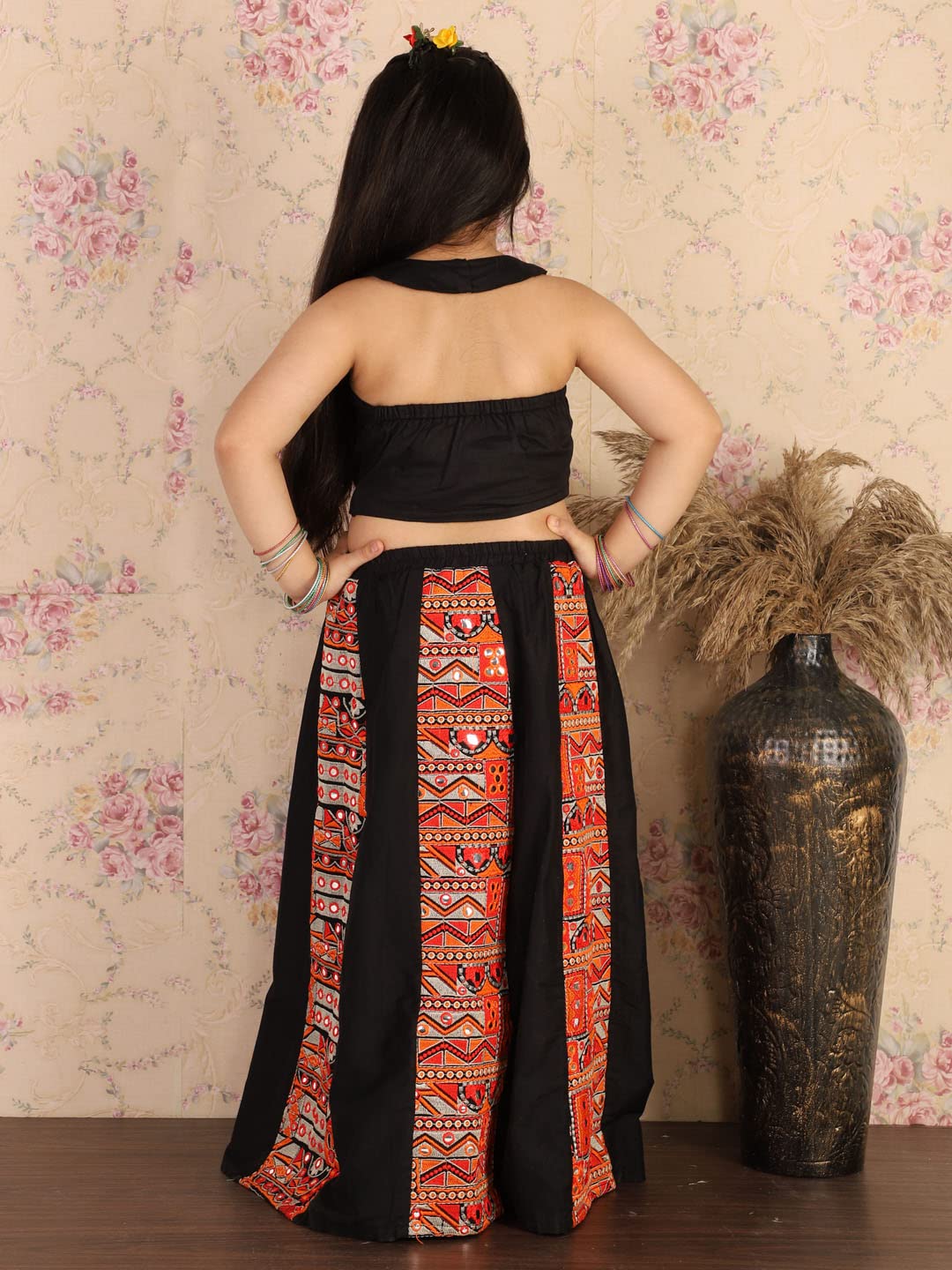 JBN Creation Lehenga Choli de algodón de seda para niña (VASGLC027_32_Rojo, verde botella y oro_8 9 años)