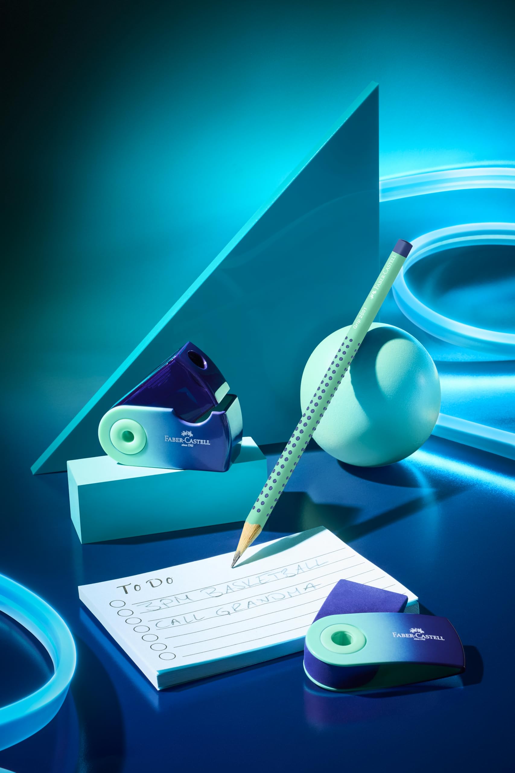 FABER-CASTELL - ołówki Grip 2001 B Buzzing Blue, 6 sztuk | Ergonomiczne ołówki o twardości B do wygodnego pisania i rysowania