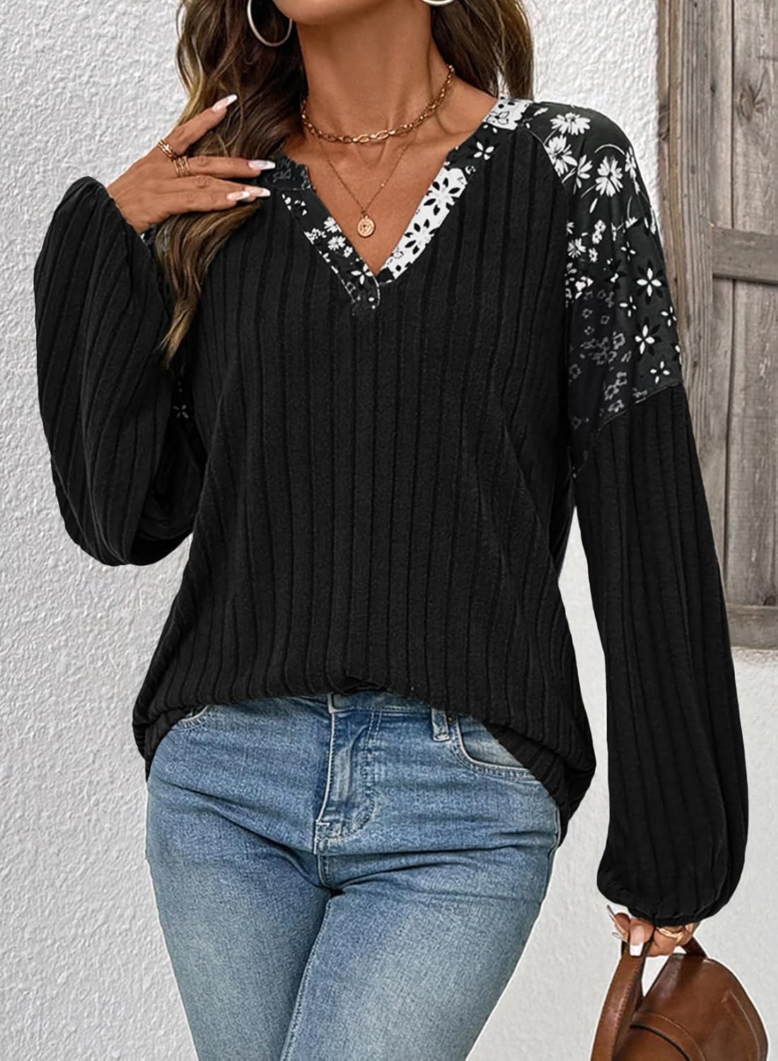 Acelitt Sweaters for Women V Neck Casual Knit Long Sleeve Tops Lightweight Pullover Clothes Fall Fashion Outfits 2025 - Image 3