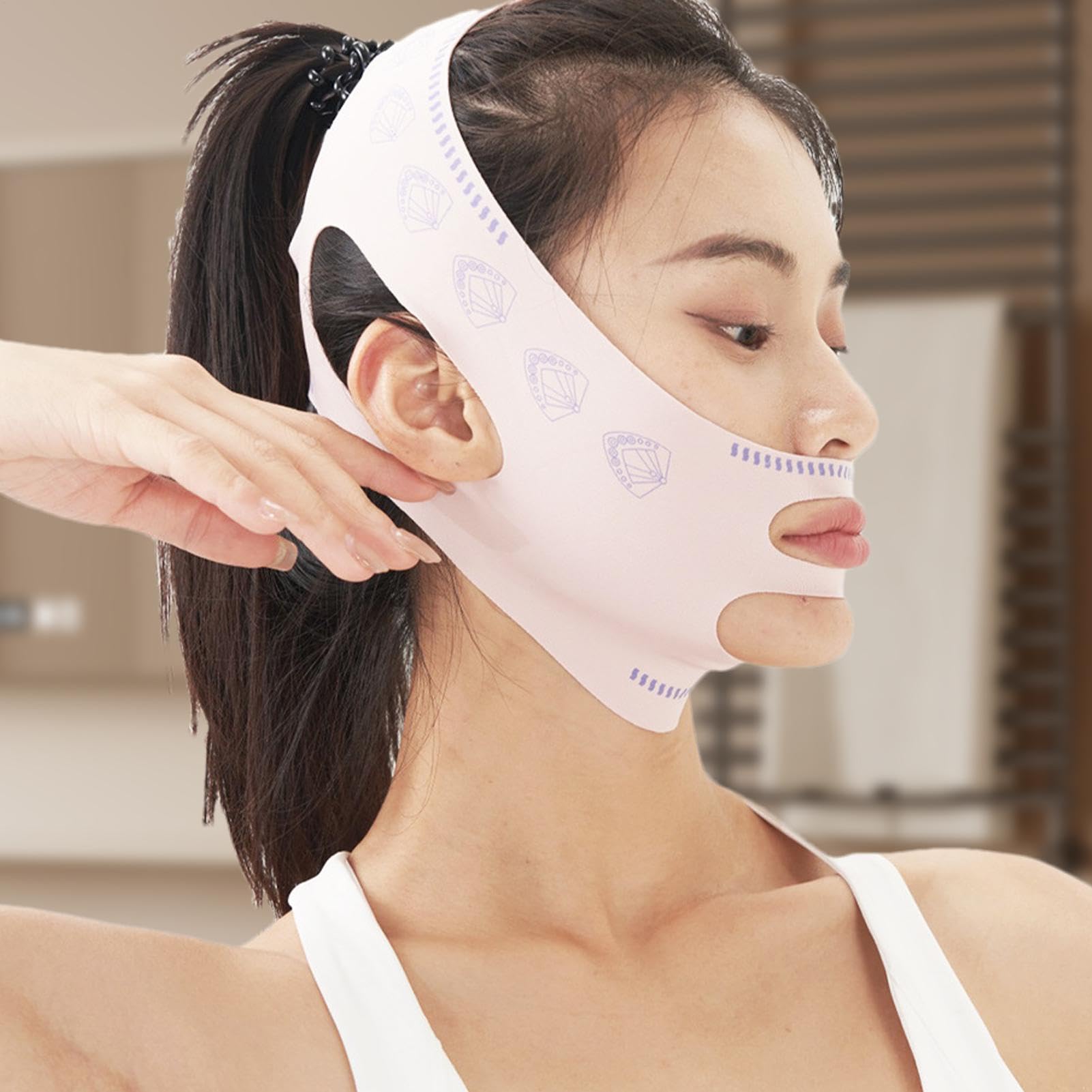 Face Lifting Strap, Adjustable Slimming Band, Comfortable V- Lift Belt, Seamless Skin-Friendly Face Lift Tape, Chin Reducer, Perfect For Tightening & Contouring