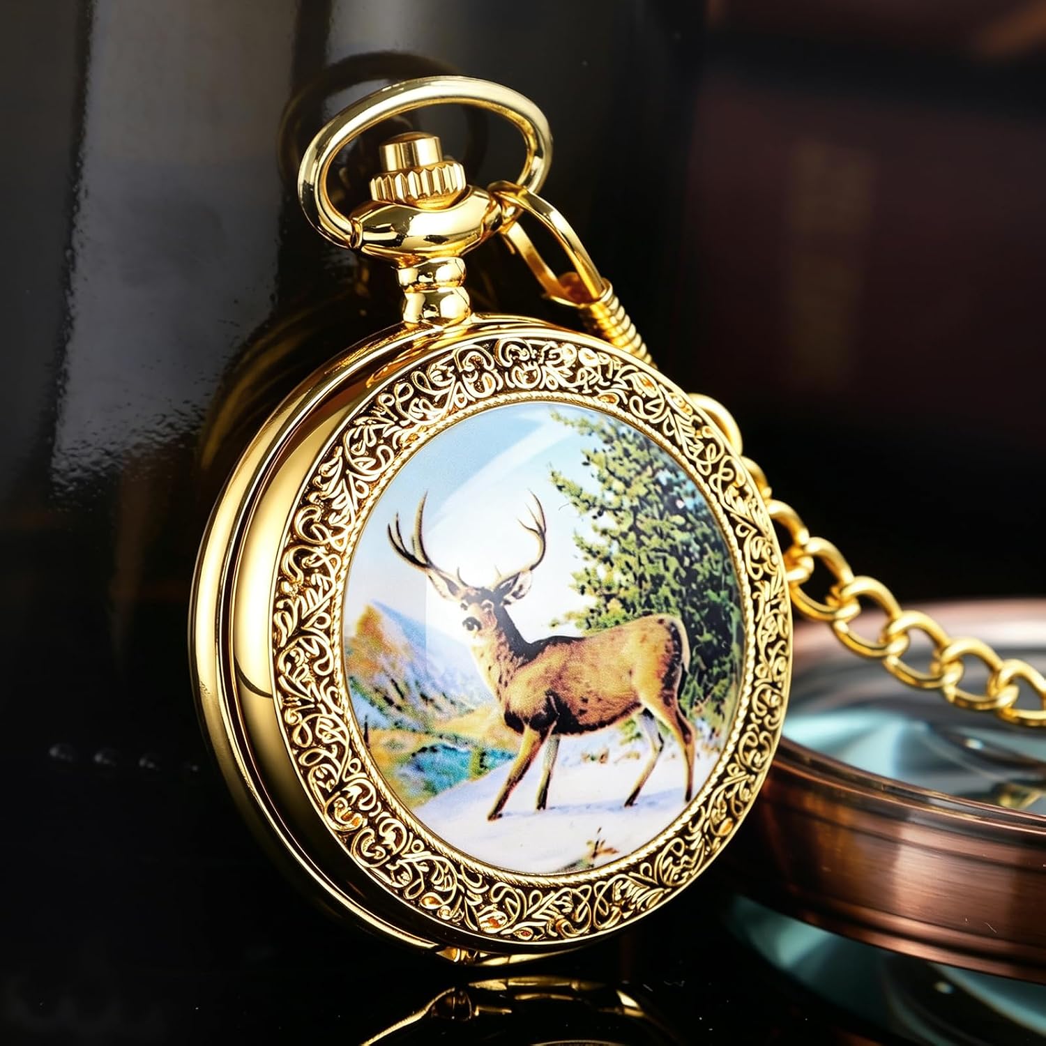 Deer Pattern Pocket Watch Bronze Alloy Men Quartz Watch with Chain Retro Arabic Numeral Clock
