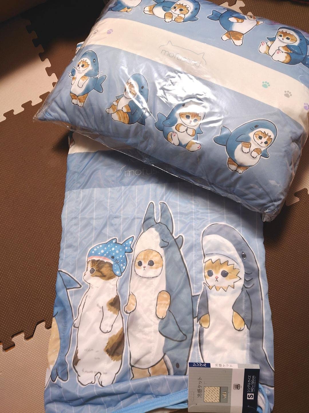Amazon.co.jp: モフサンド mofusand サメにゃん 冷感ケット