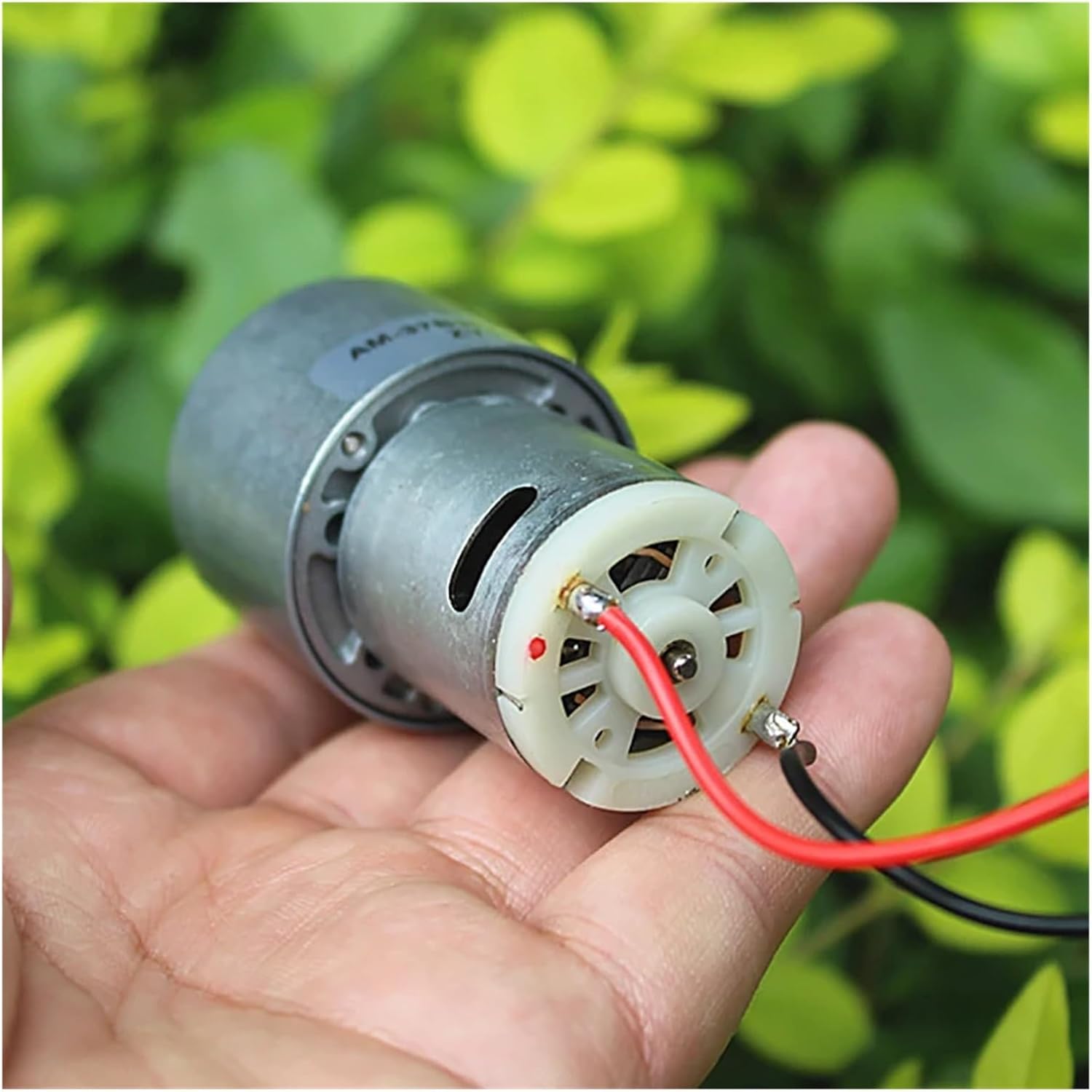 N30フルメタルギアボックスギア電子スターターDC 3V-12V 135RPM-580RPM低速大トルク低減電子スターター直角Dシャ N30フル メタルギアボックスギア電子スターターDC 3V-12V 135RPM-580RPM低速大トルク低減電子スターター直角Dシャ 250:1 20D x  46L メタルギアドモーター（6 ... DC 12V 100rpm 高トルク メタルギア 電子スターター DC 減速機 電子スターター カーボンブラシ 電子スターター 減速