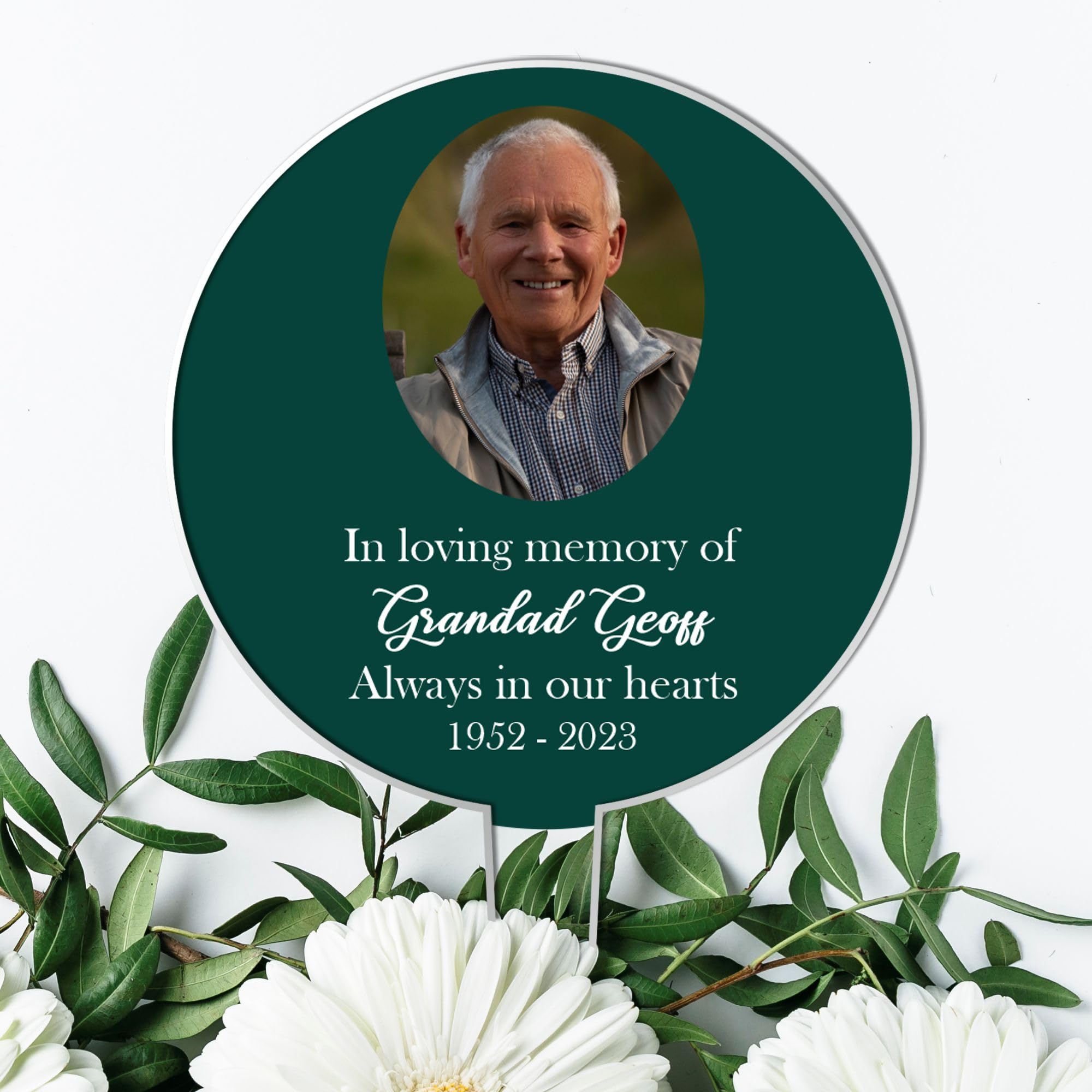 In Loving Memory" Customisable Black Acrylic Grave Sign with Photo - Personalised Memorial Tribute for Grandad, Dad, Mum, or Nanny (Green)