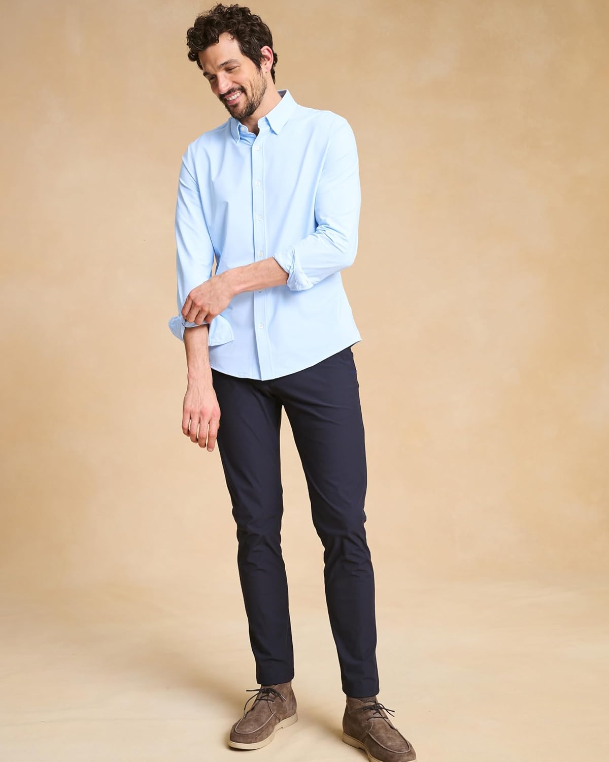 Rhone Camisa social masculina Commuter, slim fit, confortável, elástico em quatro direções, não amassa, antiodor em promoção! Veja a oferta e mais achadinhos de Camisas 5 Hoje é o melhor dia para comprar Rhone Camisa social masculina Commuter, slim fit, confortável, elástico em quatro direções, não amassa, antiodor com aquele preço maroto! Promoção! Aproveite a oferta! 5