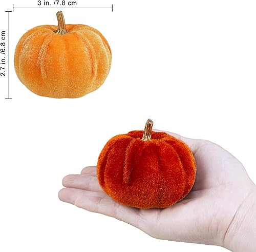 Miniatura 7 de Winlyn 12 calabazas pequeñas de imitación de Halloween, calabazas decorativas de terciopelo, calabazas decorativas de tela naranja, morado y negro,