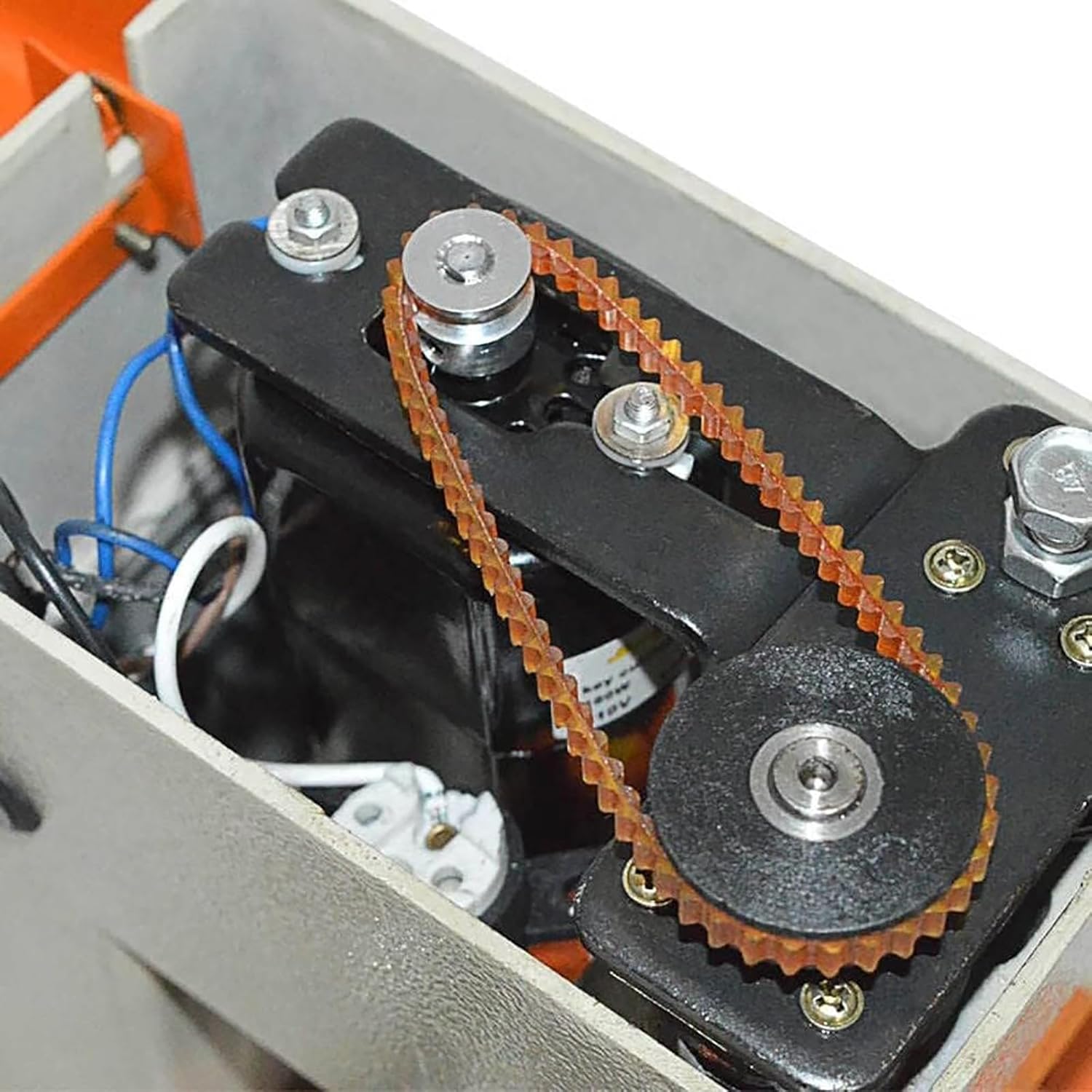 Close-up of the motor belt mechanism