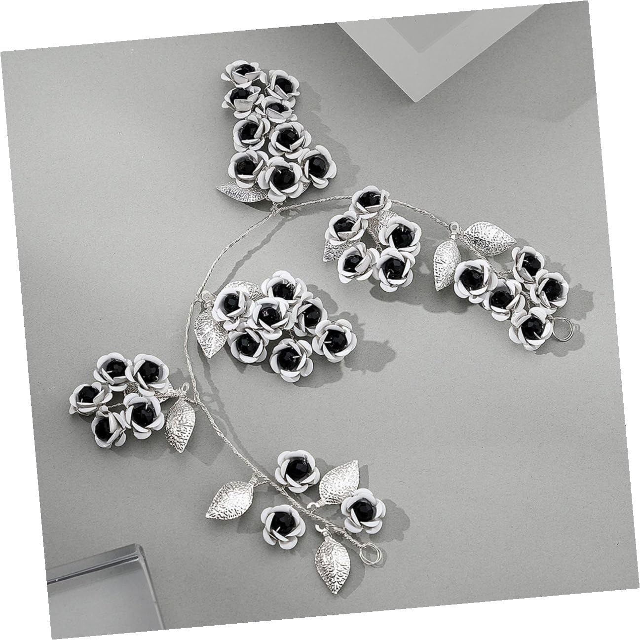 VICASKY 5 Stück Rosenhaarband aus Metall als Gothic Stirnband für Damen | Blumenkrone mit Auffälligem Design, Stirnschmuck für Festliche Anlässe und Partys