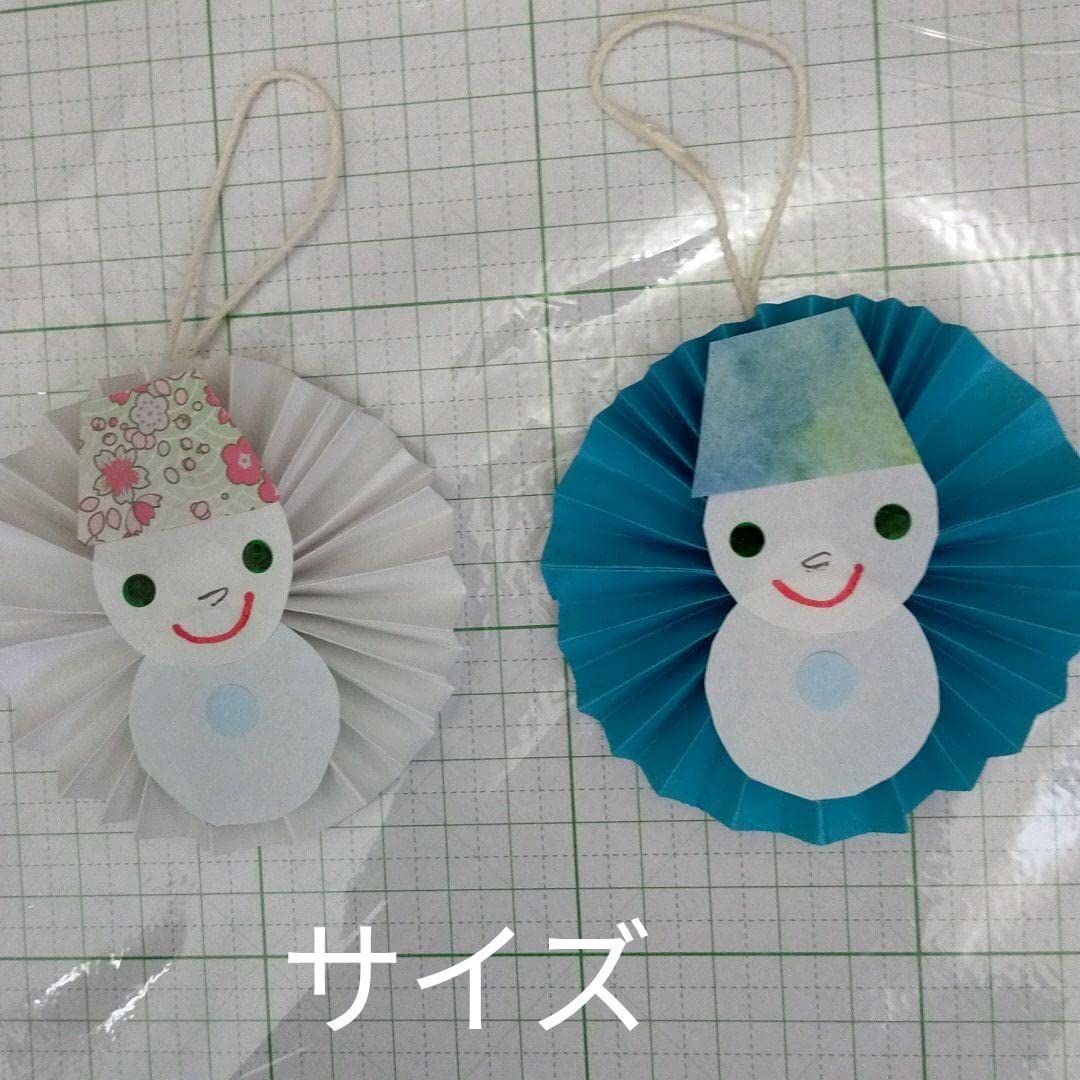 スノーマン、チューリップ　ペーパーファン×8  壁面折り紙 Amazon.co.jp: スノーマン、チューリップ ペーパーファン×8 壁面