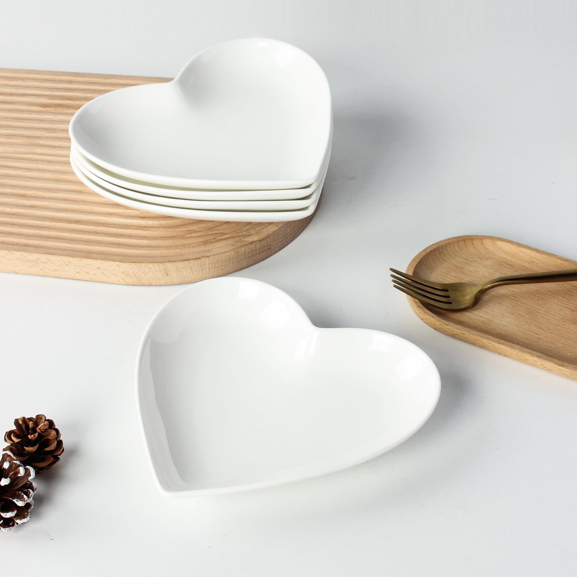 Lot de 10 petites assiettes à dessert en céramique en forme de cœur de 19,1 cm, mini assiettes à dîner pour gâteaux, collations, plats d'accompagnement, passent au