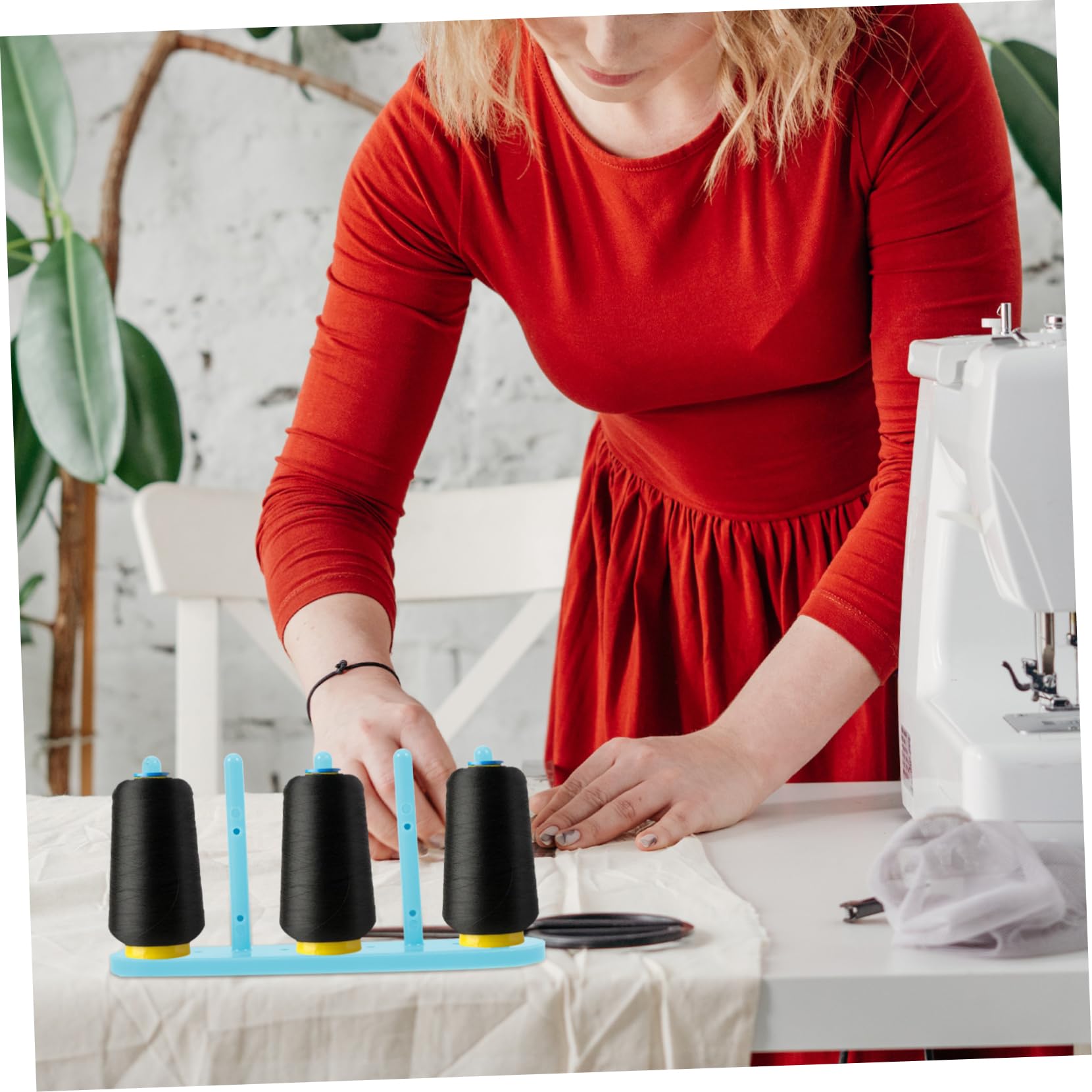 STOBOK Porta Rocchetti in Plastica per Filo da Cucito Solido da 4 Pezzi Organizer per Rocchetti Porta Filo per Riporre Il Filo E Trapuntare