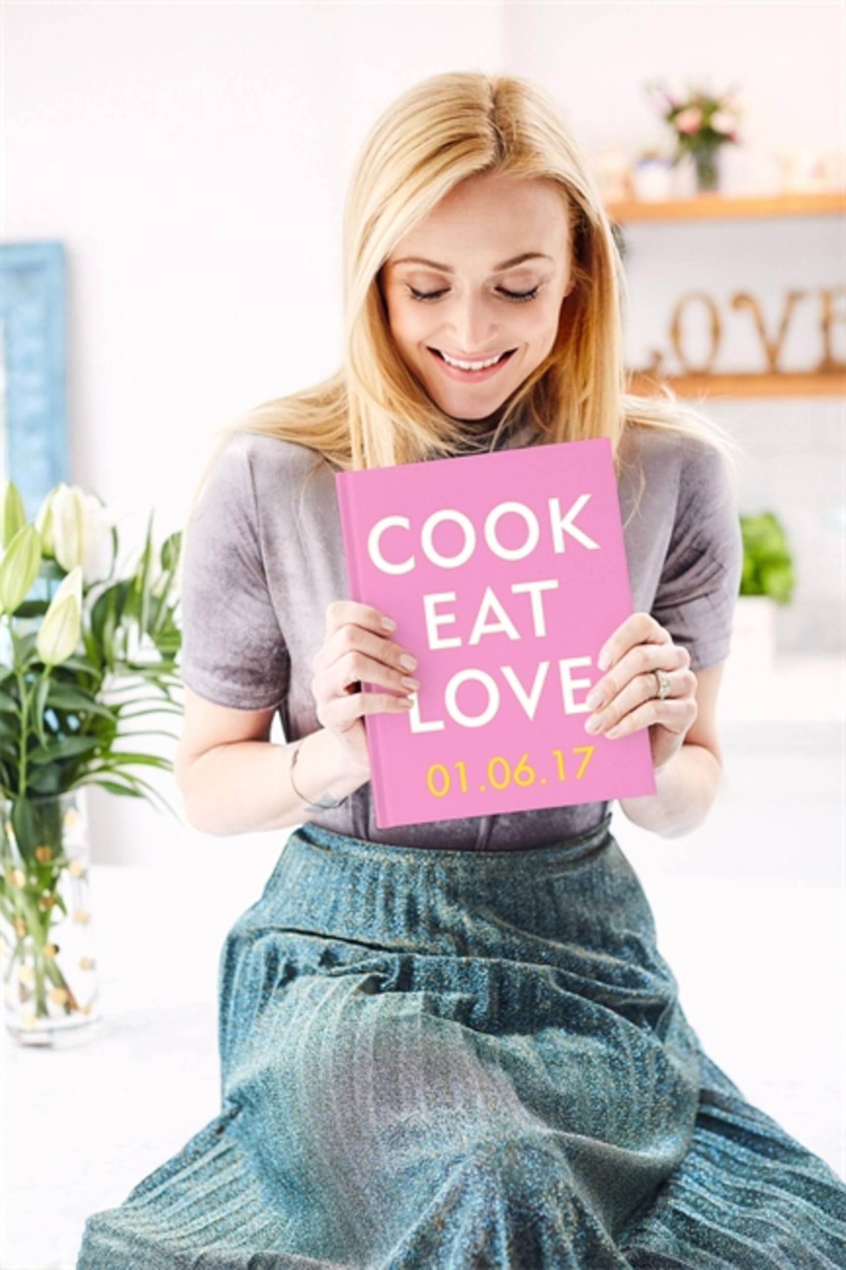 Cook. Eat. Love. - 9781409169437