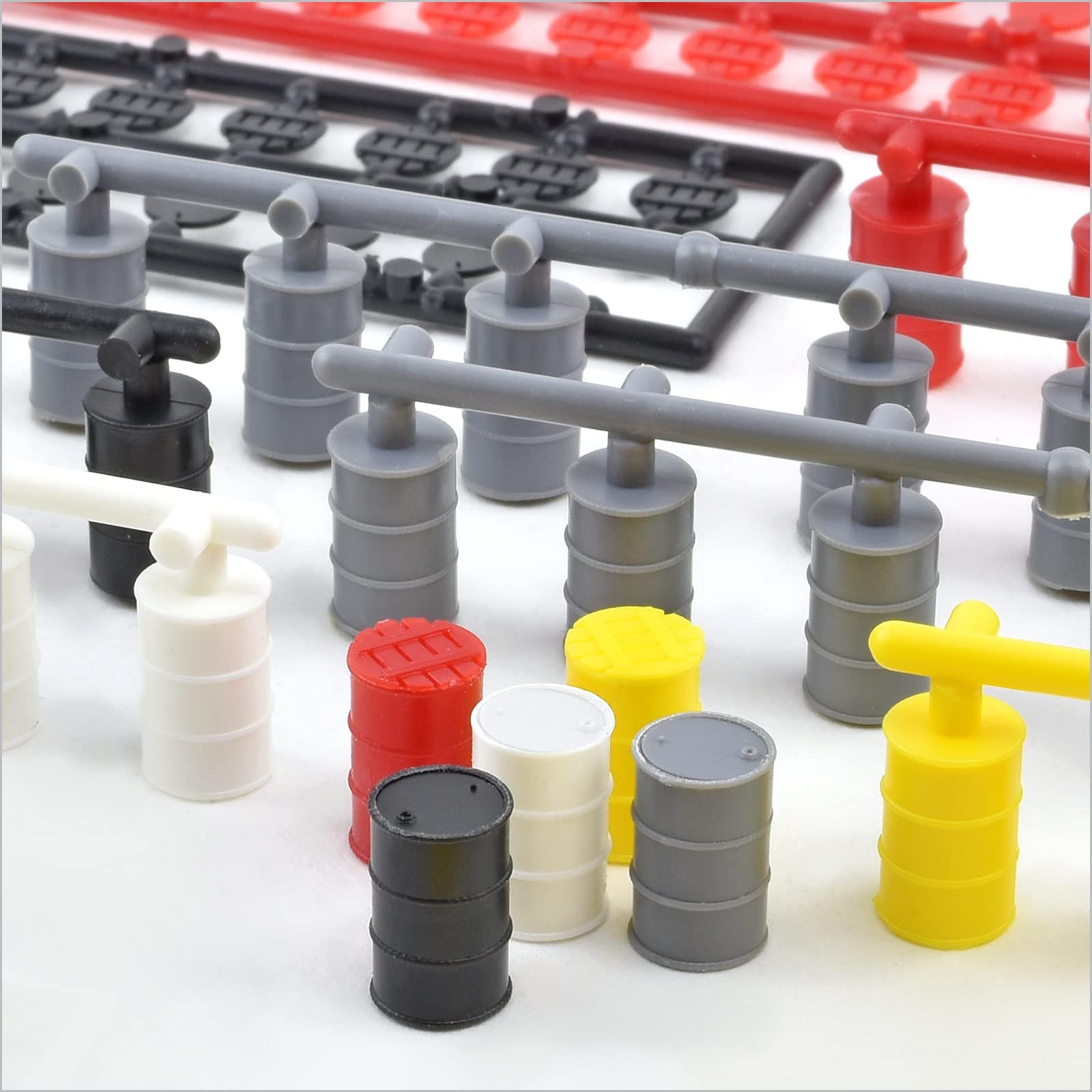 TichyTrain Group HO Scale 55 Gallon Steel Drums, 5 Colors, Set of 60