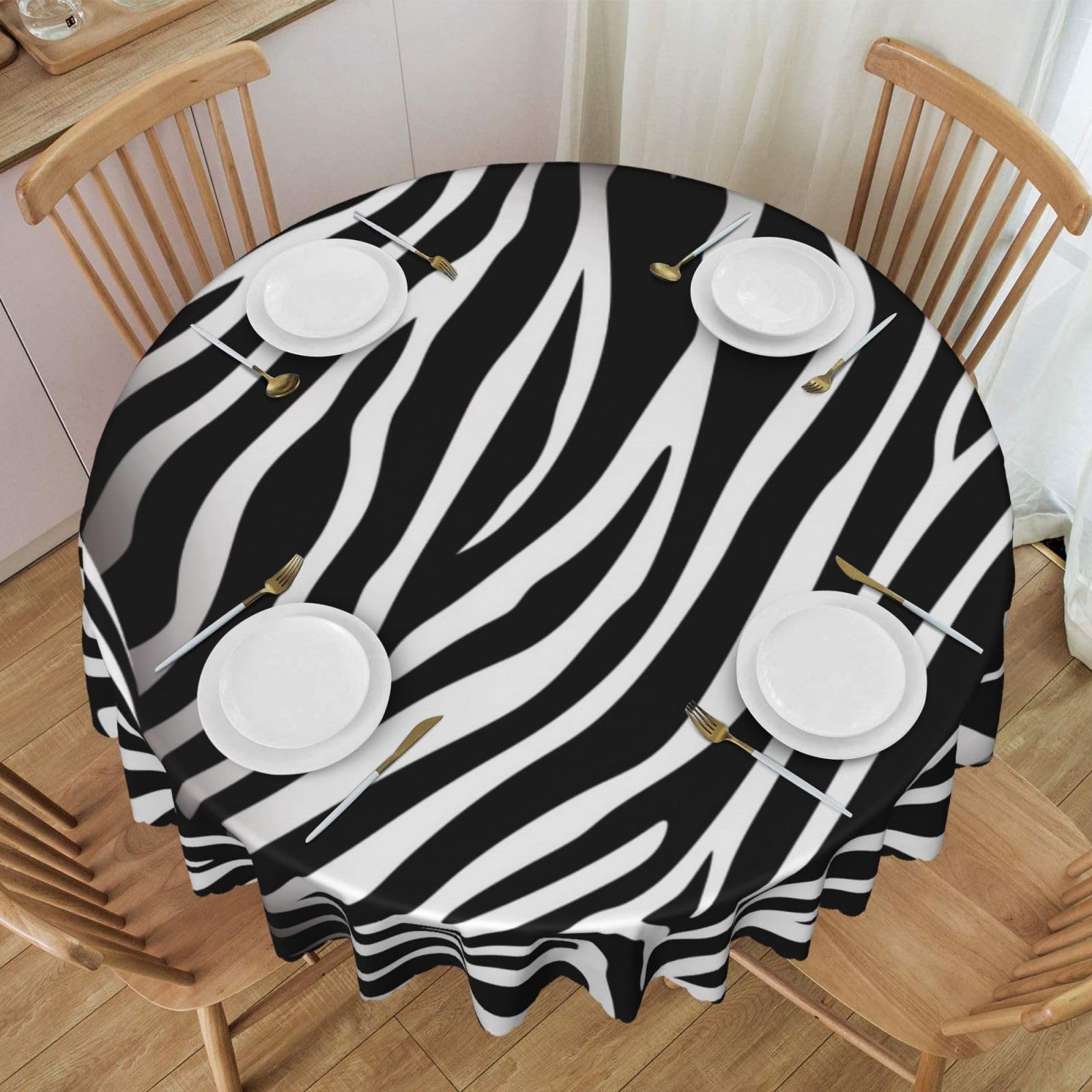 Nappe ronde zèbre 152 cm pour repas de fête et buffets de mariage élégants