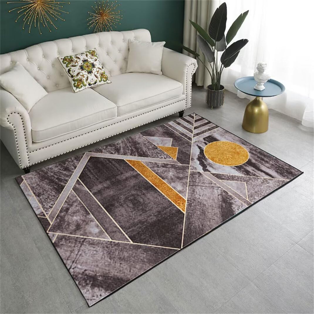 Grand tapis de salon géométrique or idéal pour sublimer votre couloir