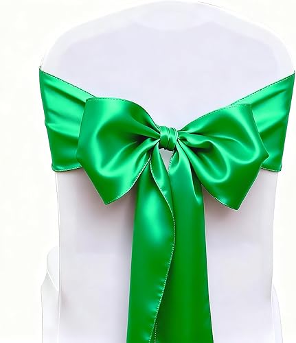 Paquete de 50 lazos de arco de silla de satén verde esmeralda de 7 X 108 pulgadas, cintas doradas universales para sillas para decoración de sillas