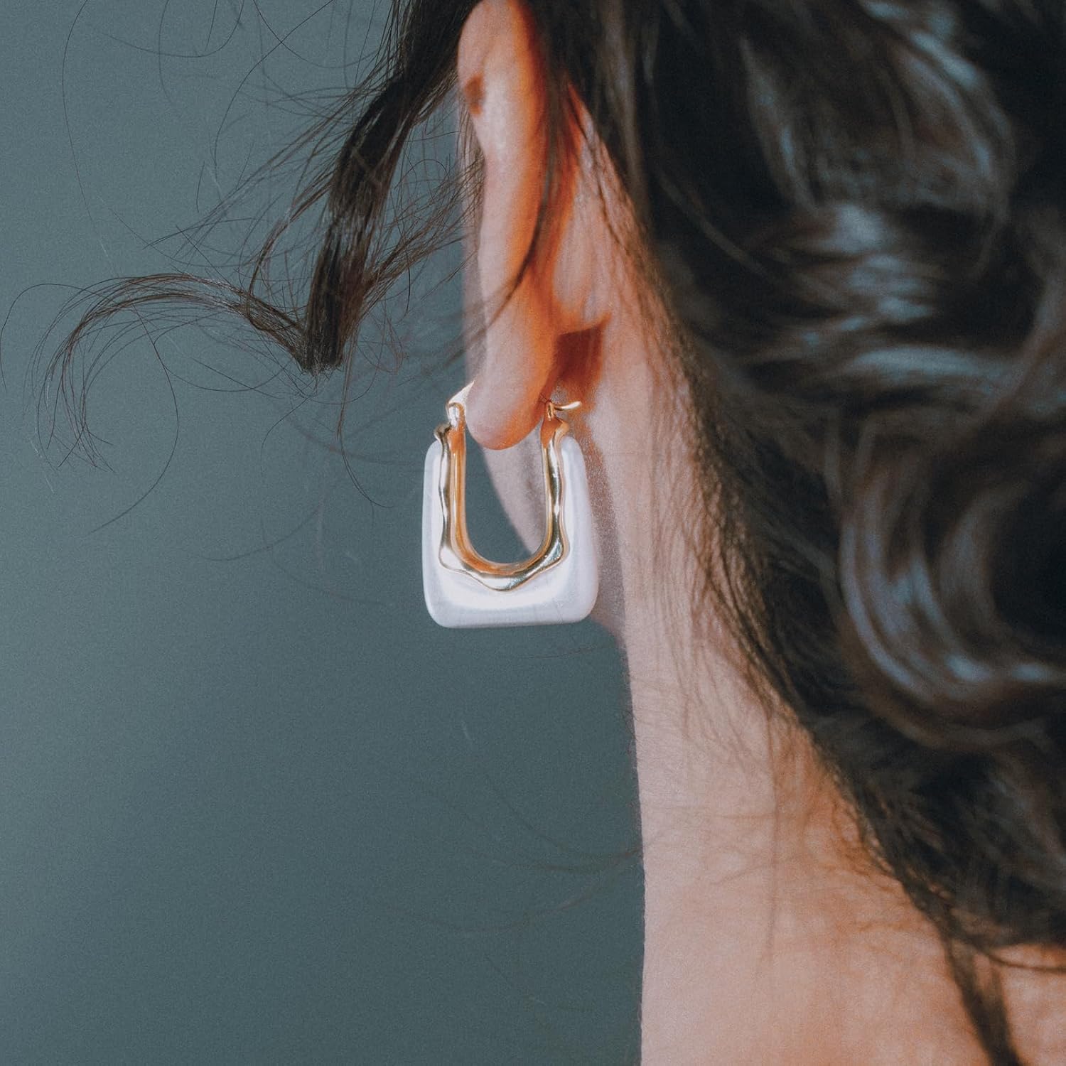 Acrylic Gold Hoop Earrings Chunky Huggie Statement Vintage Earrings Cute Resin Drop Earring Trendy Jewelry Gifts for Women - Image 2