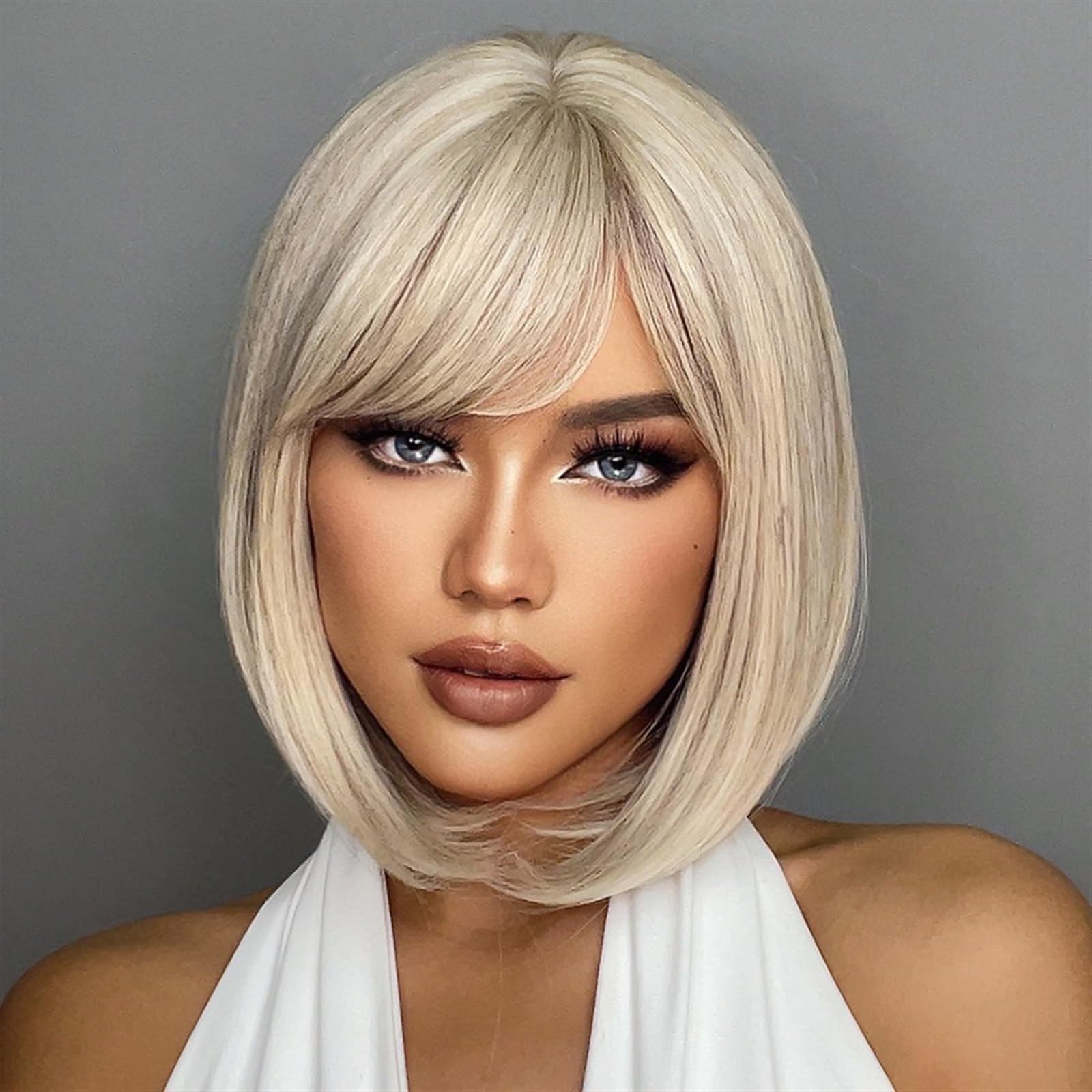 Realistyczne peruki Białe blond szare peruki syntetyczne z grzywką krótkie proste włosy bob peruka dla kobiet Cosplay codzienne naturalne odporne na ciepło Fryzura damska