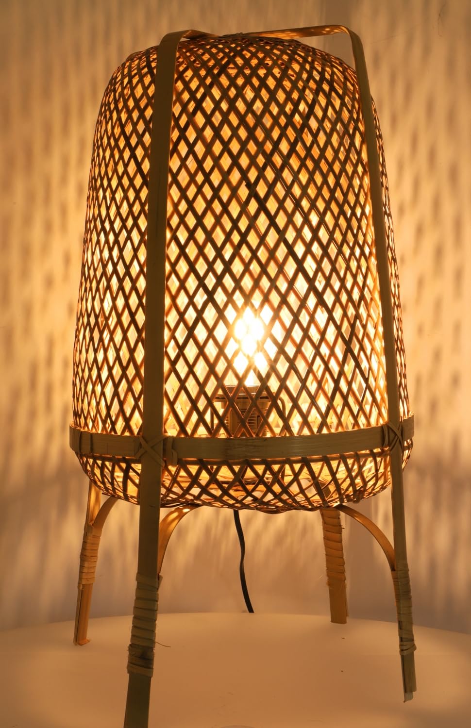 GURU SHOP Tischlampe/Tischleuchte, in Bali Handgemacht aus Naturmaterial - Modell Gomera, 57x35x35 cm